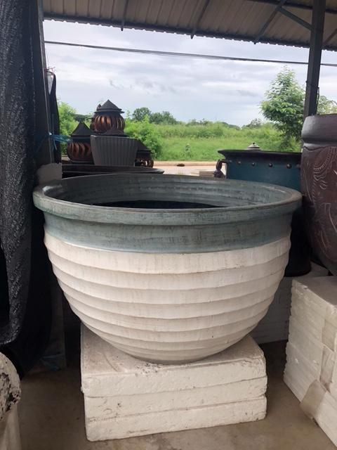 กระถางเชือกล้อม