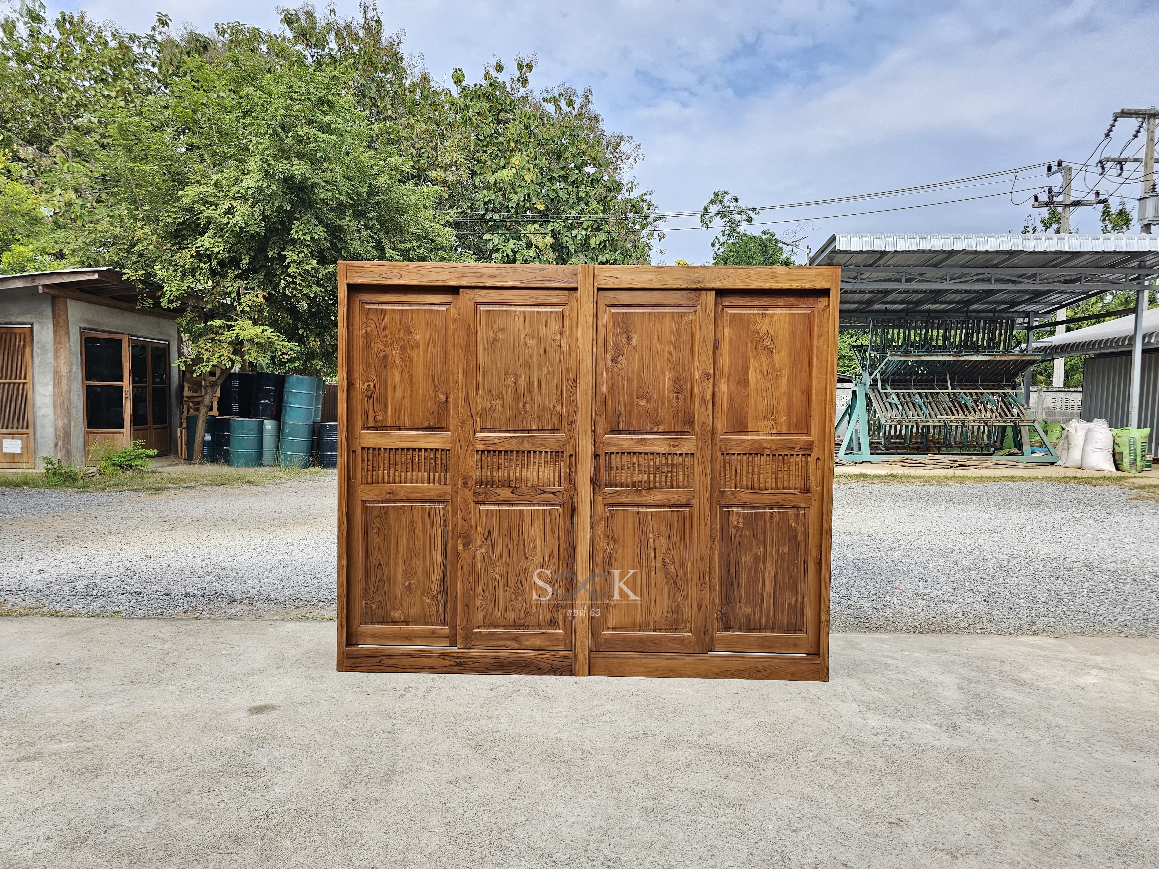 ตู้เสื้อผ้าประกบบานสไลด์โมเดิร์น สูง 1.8 ม.