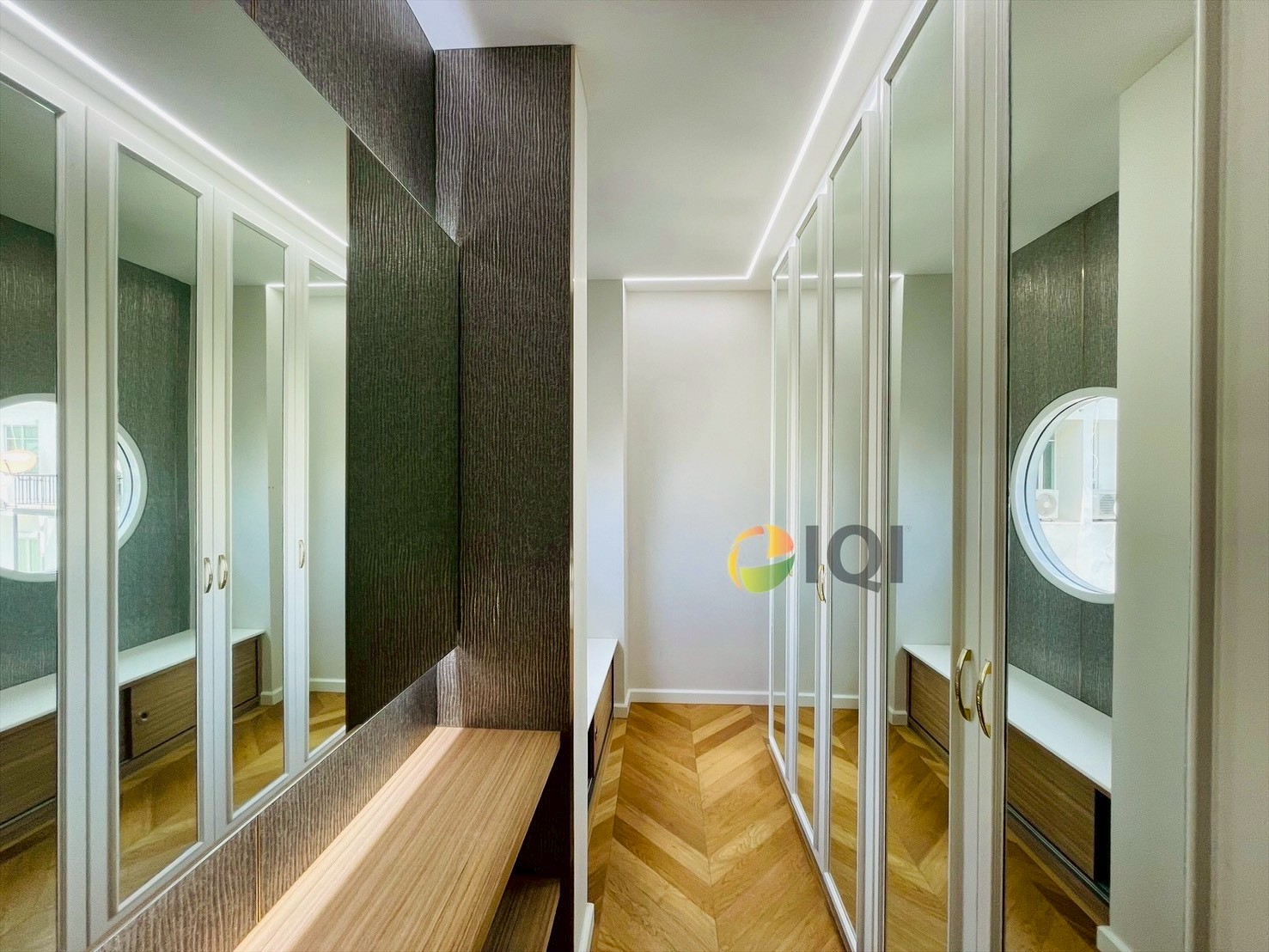 ขายทาวน์โฮม บ้านกลางกรุง ทองหล่อ ตกแต่ง แบบ (Japanese Style) ซอยสุขุมวิท 55