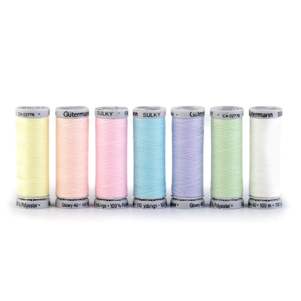 Gütermann Glowy 40 ด้ายปักจักรเรืองแสง No.110/100m (709808)