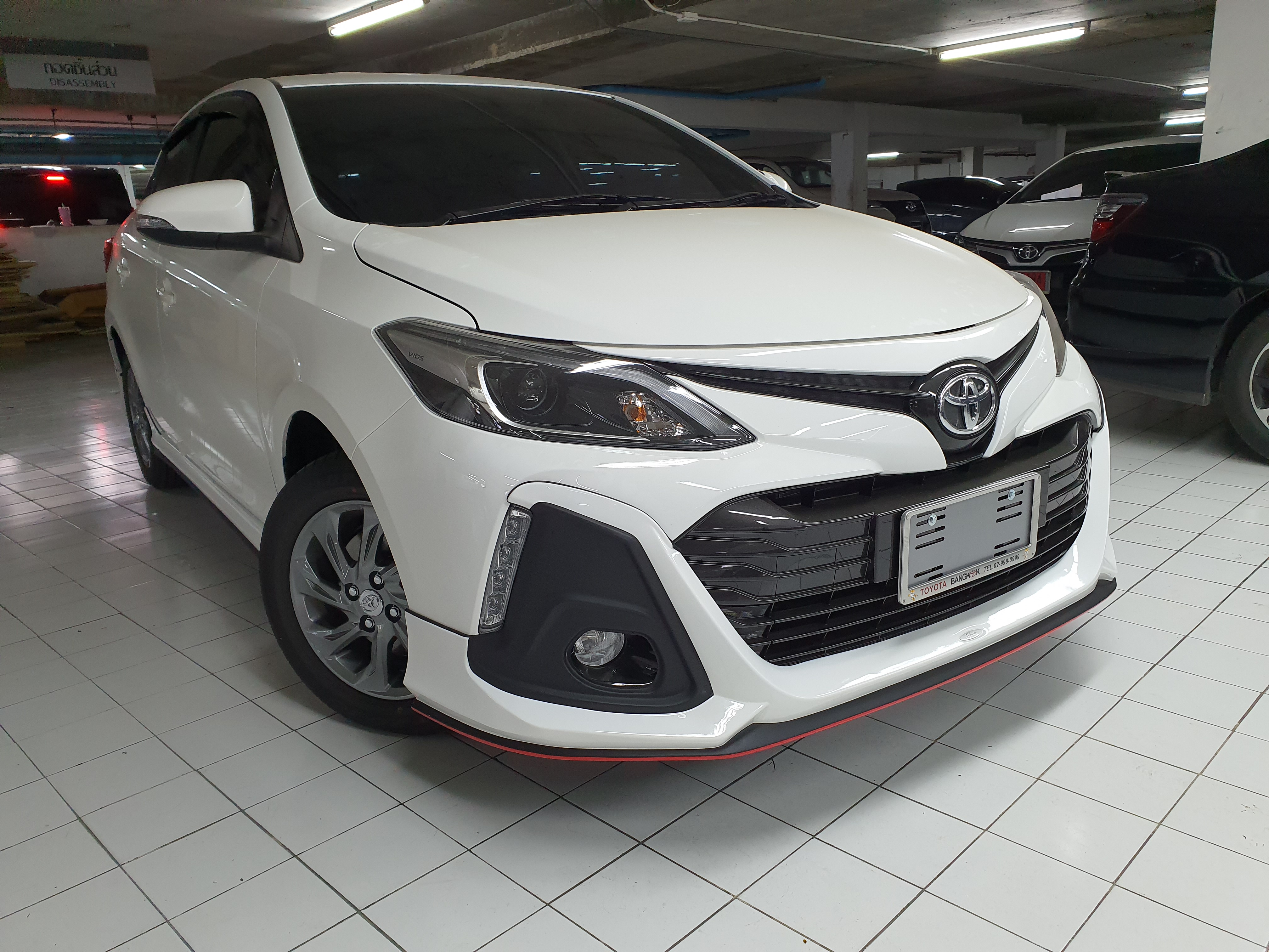 ชุดแต่ง Vios 2017 รุ่น Santo ชุด 4 ชิ้น