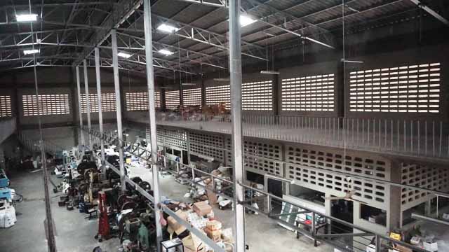ขายถูก โรงงาน เนื้อที่ 602ตรว. ใกล้เพชรเกษม สาธารณูปโภคครบ มีใบรง.4 พร้อมเข้าอยู่และทำงานทันที