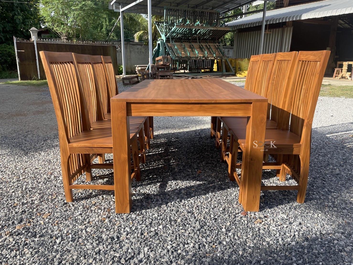 ชุดโต๊ะกินข้าวขาตรง 2 ม. เก้าอี้หลังยาว 8 ตัว