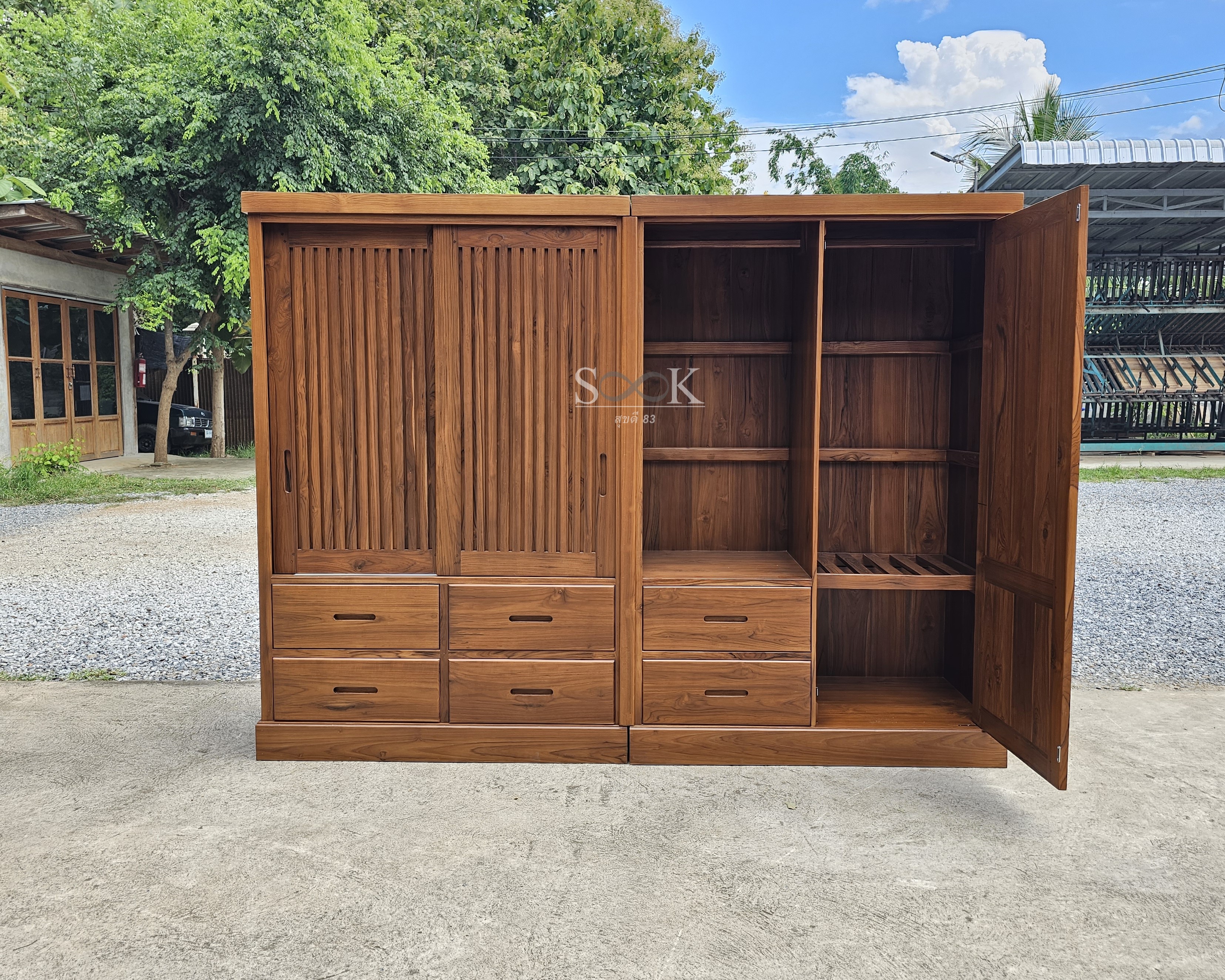 ตู้เสื้อผ้าประกบบานซี่แบน