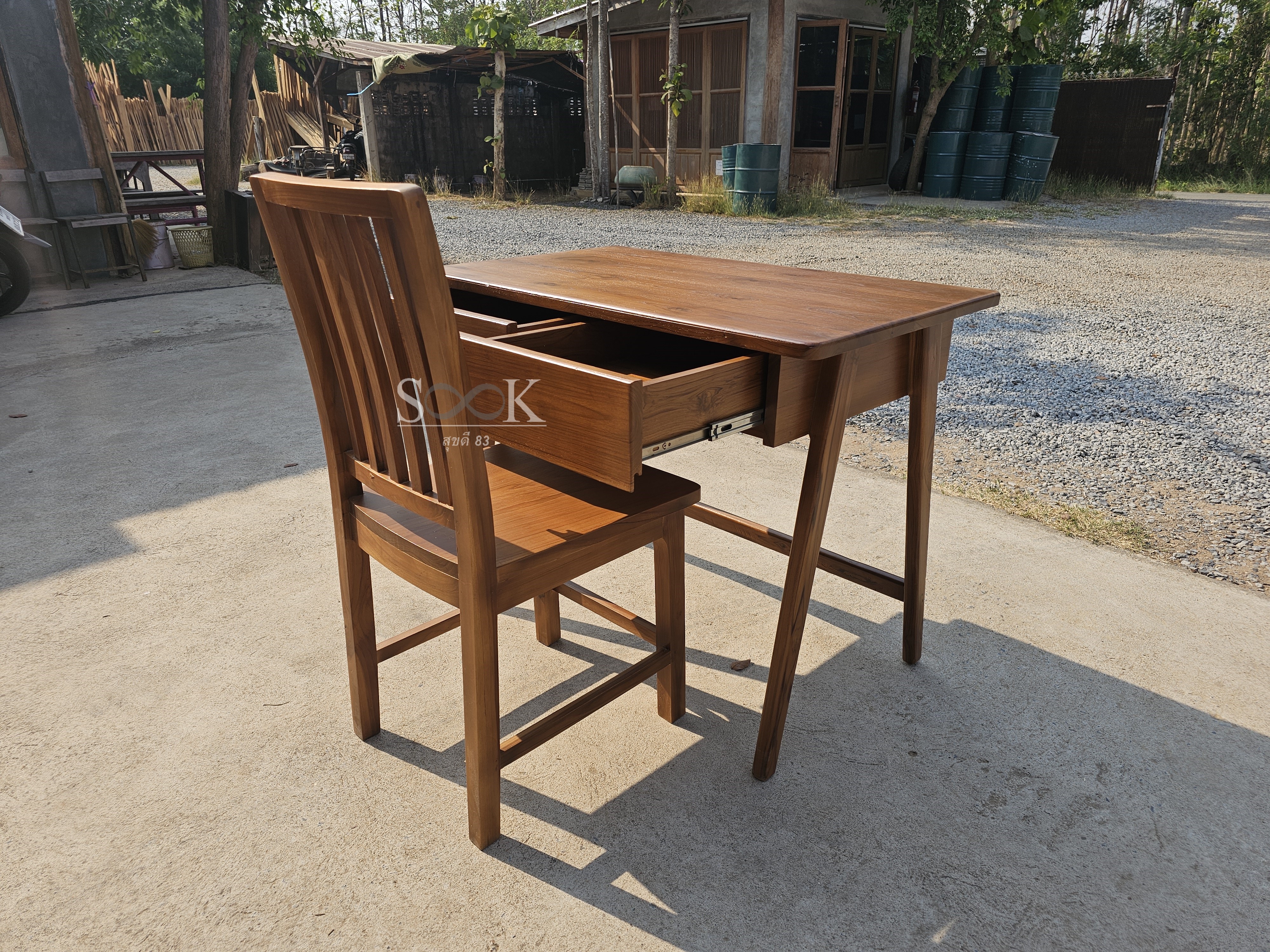 โต๊ะเขียนหนังสือมินิมอล + เก้าอี้สวีเดน