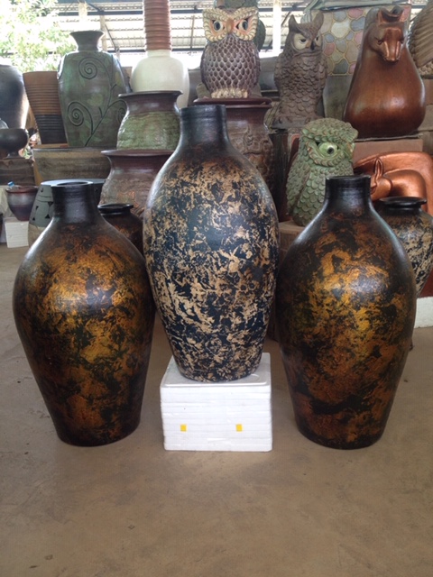 แจกันสนามปากแคบ