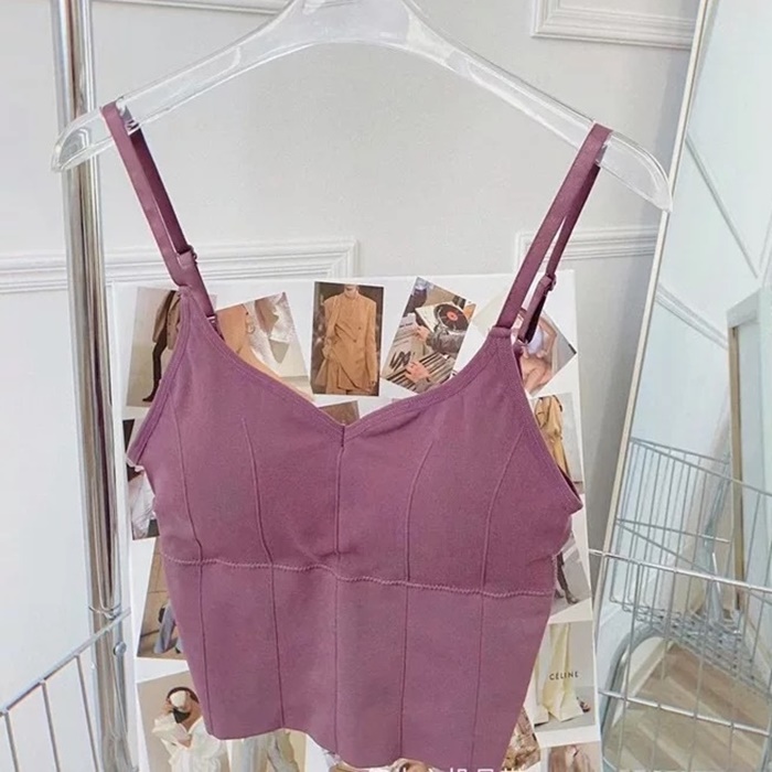 NA201 เสื้อบราสายเดี่ยวเอวลอยเซ็กซี่ จะใส่เป็นเสื้อแฟชั่นหรือเสื้อซับในก็ได้ทุกสถานการณ์ ตรงหน้าอกด้านในเป็นฟองน้ำมีช่องสามารถถอดออกได้ ตัวเสื้อเป็นผ้ายืดขยายได้ค่อนข้างดีใส่แล้วรัดรูปเข้าทรงสวยเลยค่ะ