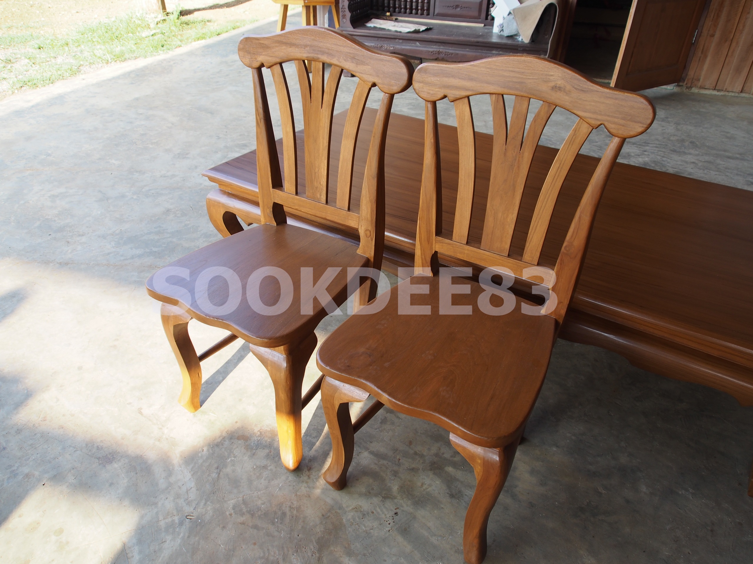 เก้าอี้หัวโต