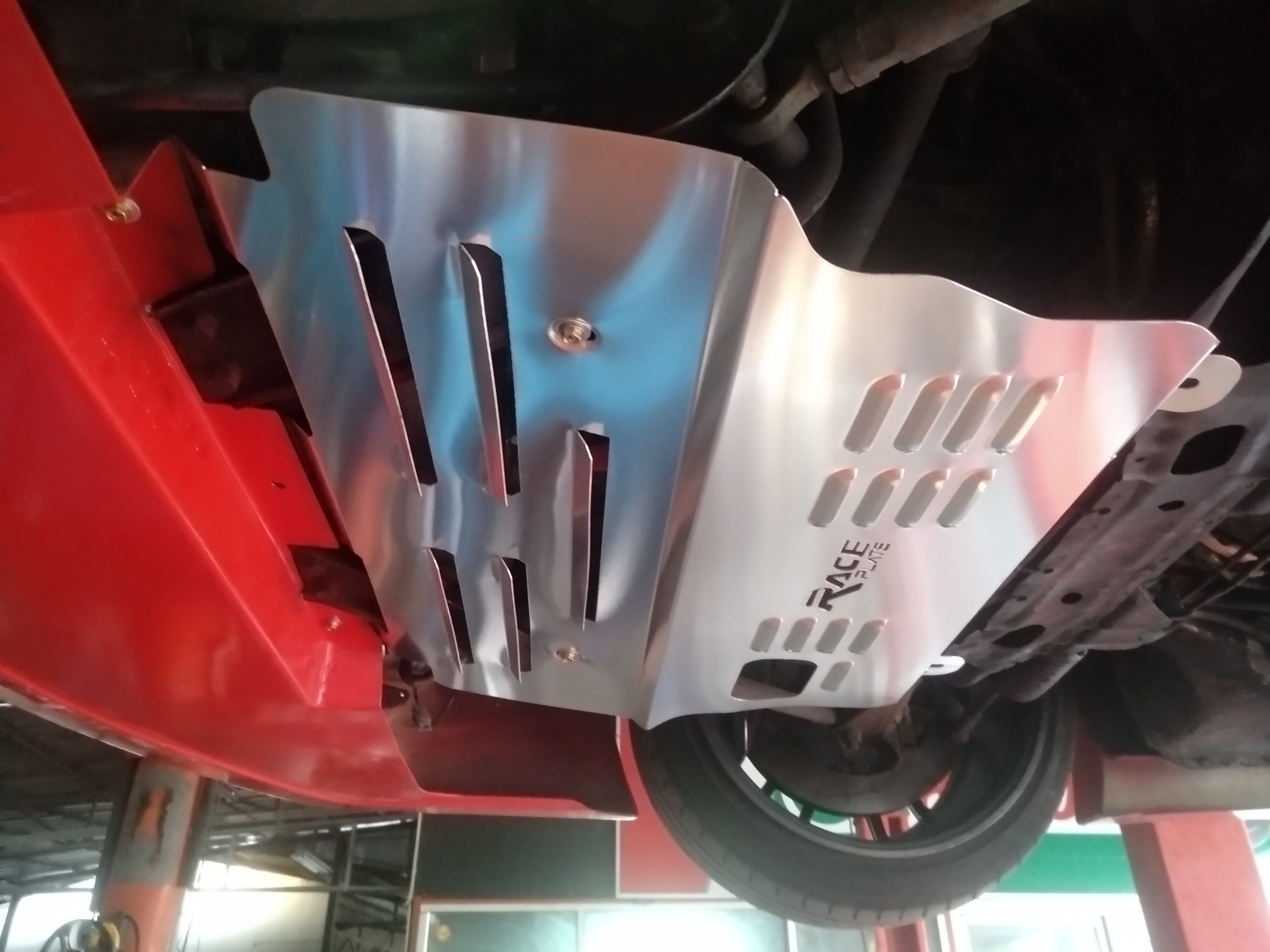 แผ่นปิดใต้ห้องเครื่องอลูมิเนียม Nissan Silvia S15, S15 Raceplate_Undertray