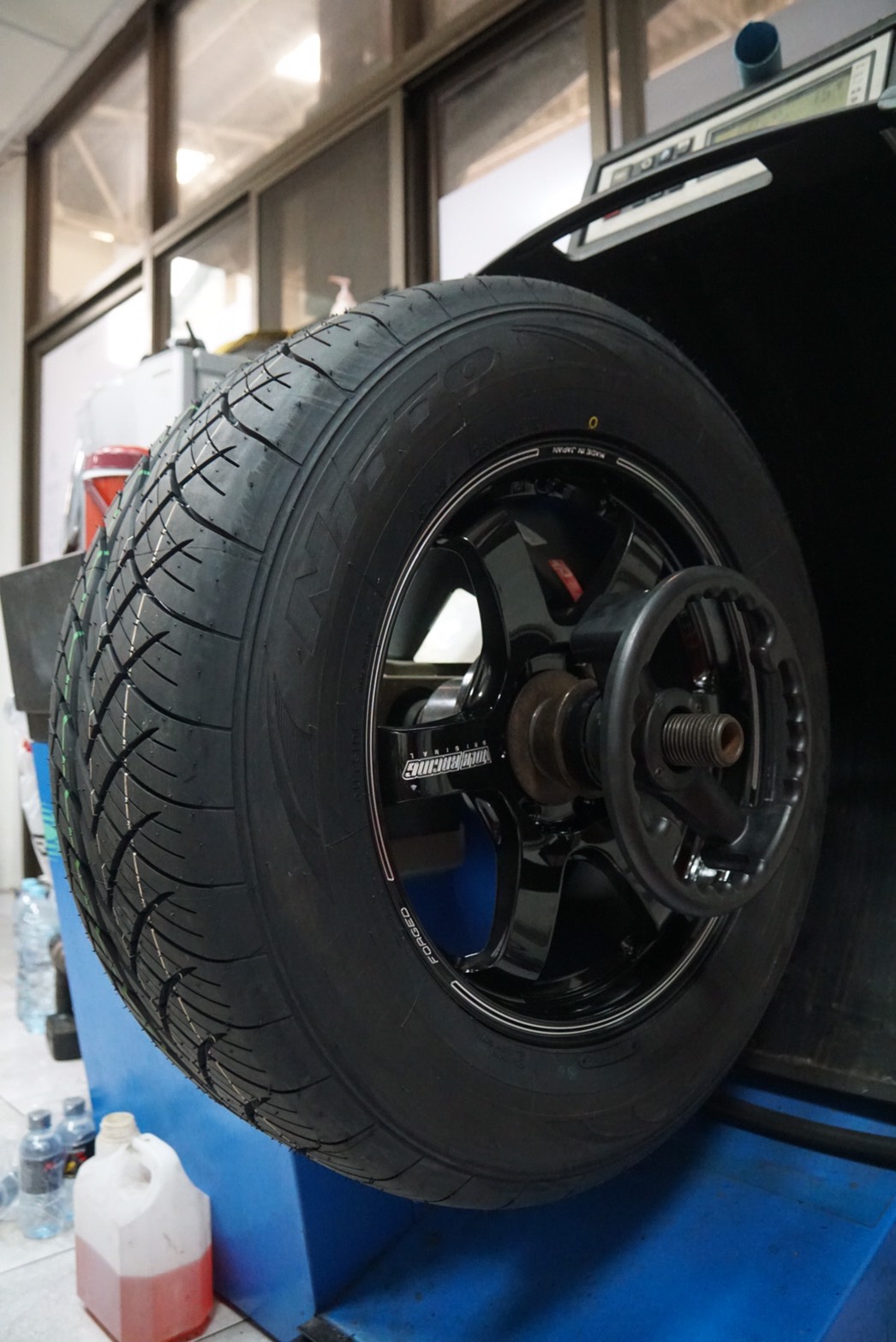 รีวิว Ford Ranger + Rayswheel TE37sb 18x8+38 6-139.7