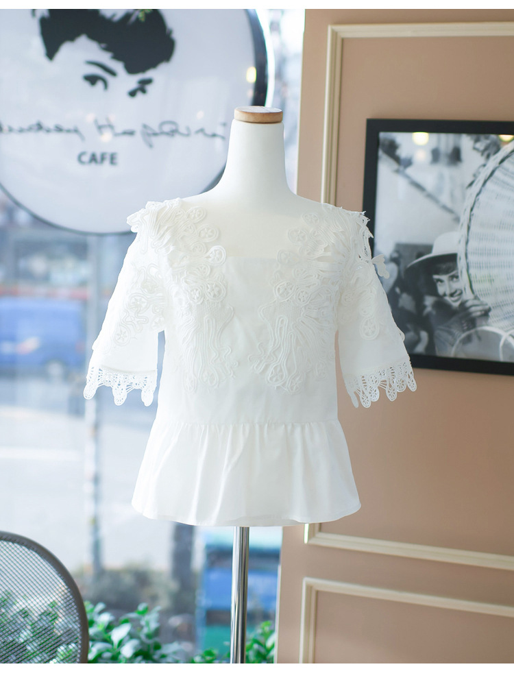 เสื้อผ้าคอตตอนทอสีขาว ส่งฟรี ems