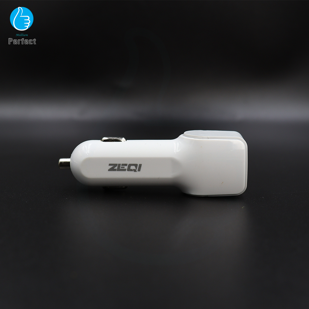 ชุดอุปกรณ์ชาร์จในรถยนต์ 3in1 Car Charger Kit รุ่น ZE-C107