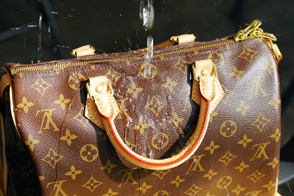 Waterstop Spray 400ml. สเปรย์กันน้ำสำหรับหนังเนื้อเรียบ หนังสังเคราะห์