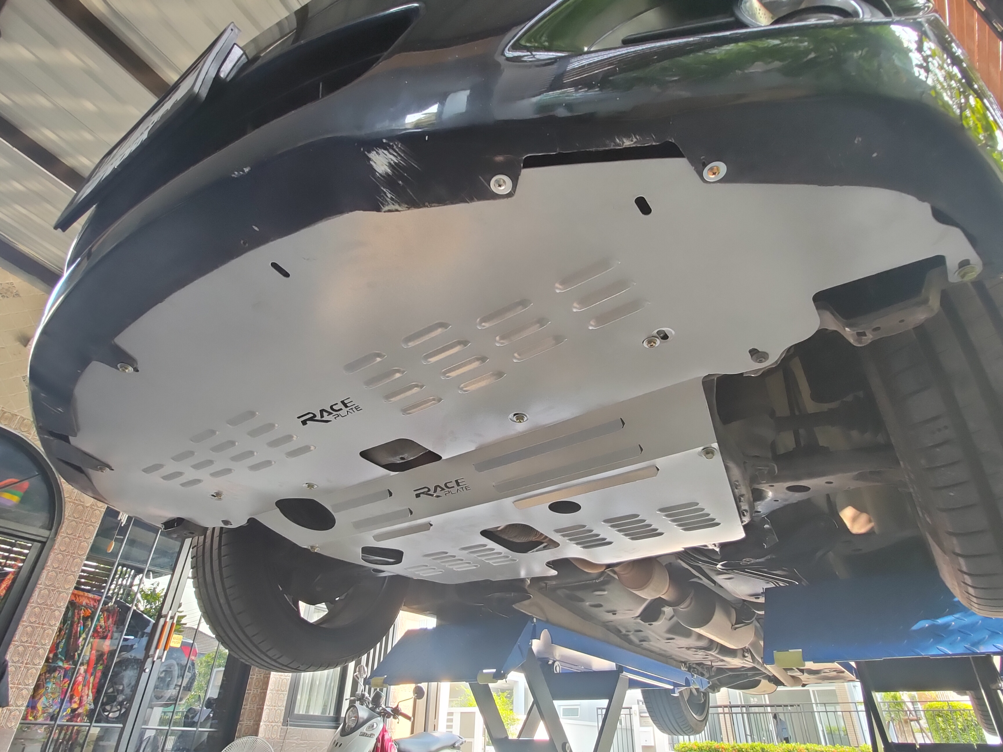 แผ่นปิดใต้ห้องเครื่องอลูมิเนียม Toyota Camry Acv40 2006-12 Raceplate_Undertray สำเนา