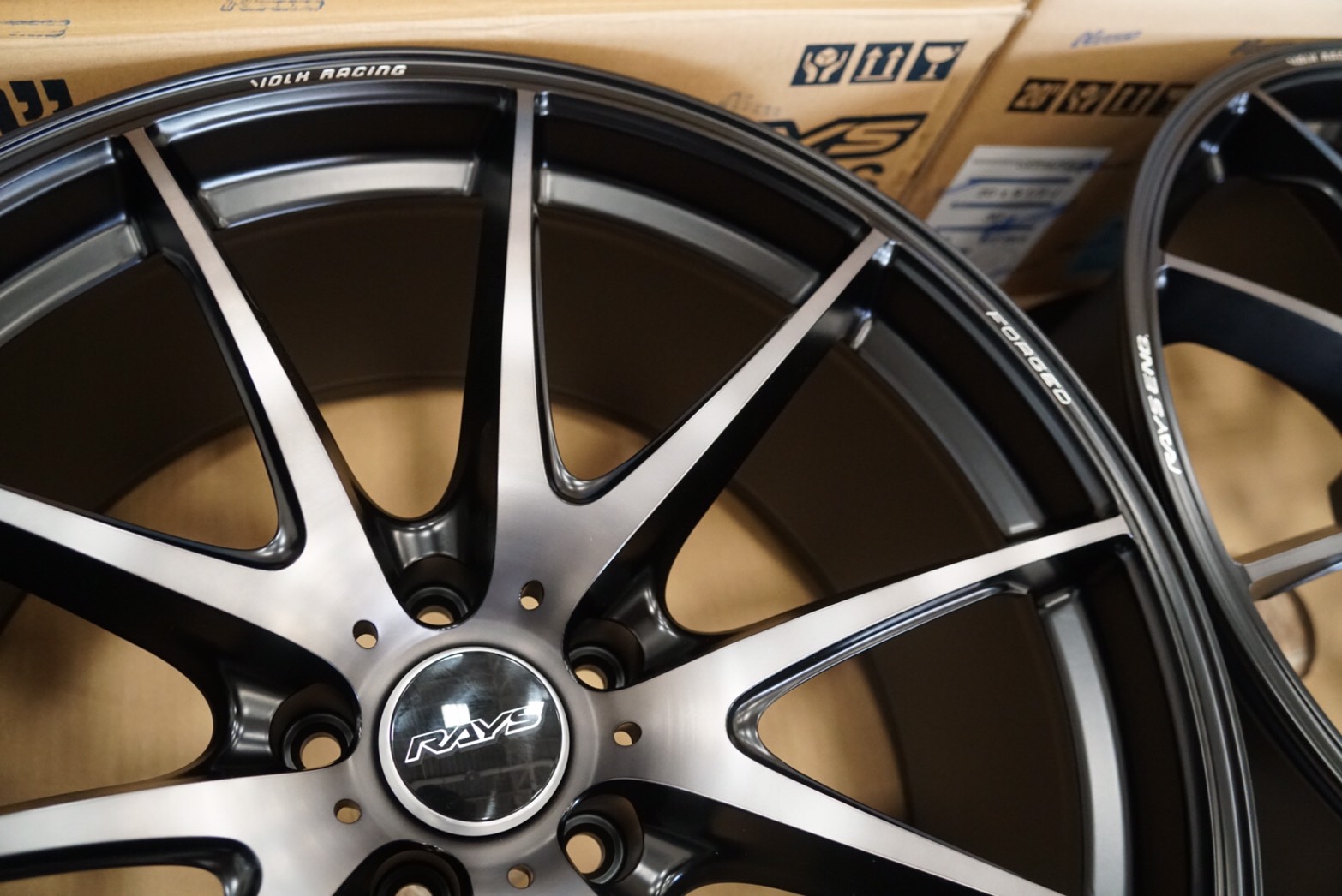 Benz GLA45 + Rayswheel G25 Edge รุ่นใหม่ล่าสุด