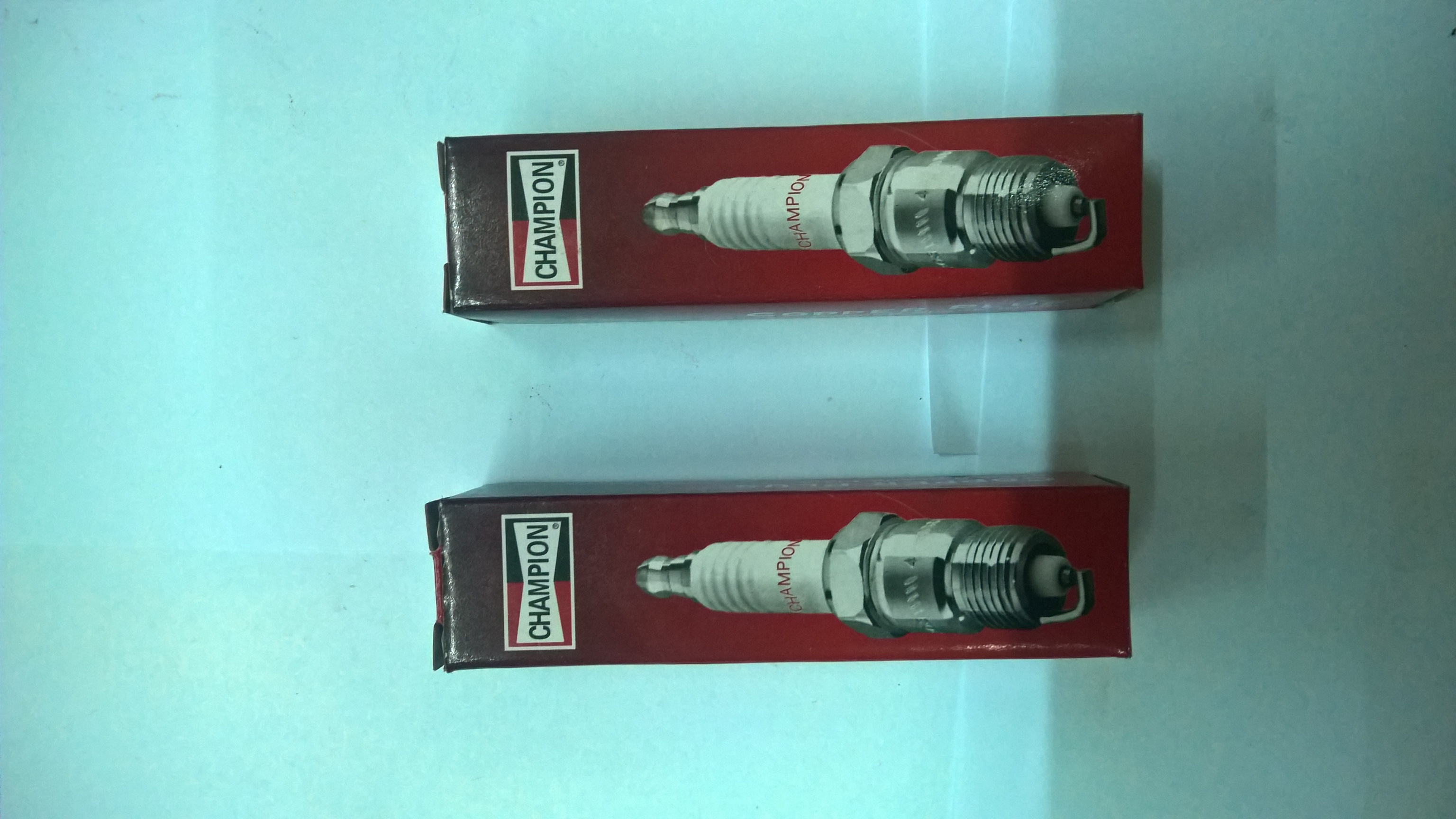 หัวเทียน CHAMPION (CJ8)