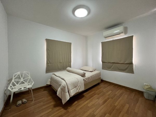 ขายด่วน บ้านเดี่ยว 2 ชั้น หมู่บ้านกลางสวน (โรงโป๊ะ) ตำบลตะเคียนเตี้ย บางละมุง ชลบุรี