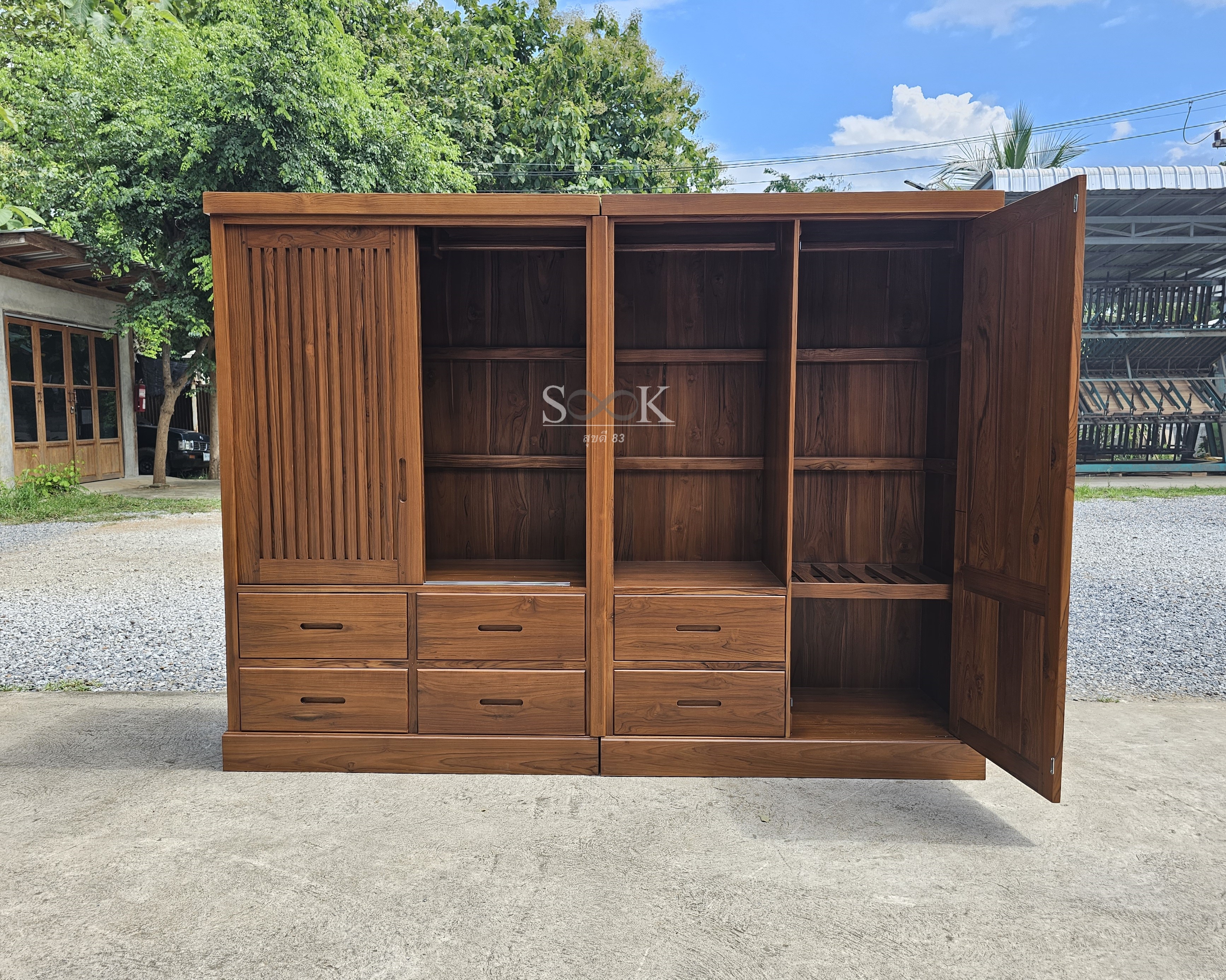 ตู้เสื้อผ้าประกบบานซี่แบน
