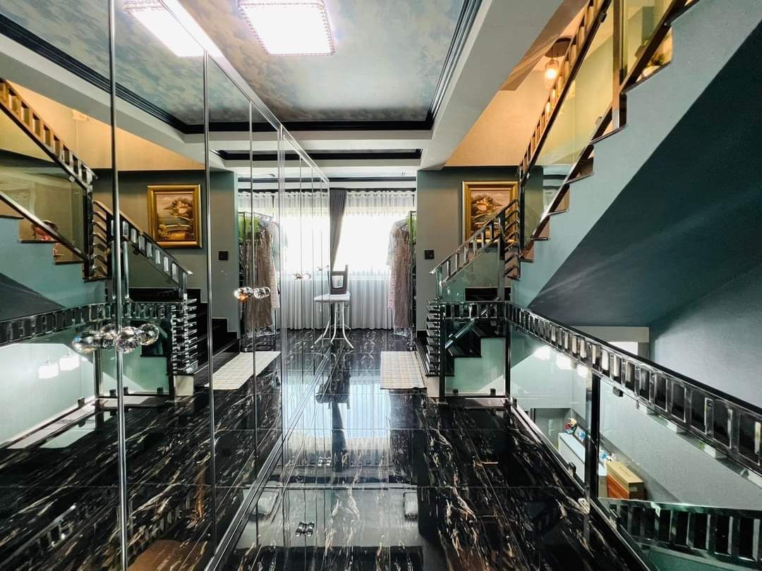 ขายอาคารพาณิชย์ 4 ชั้น ต.บางบ่อ อ.บางบ่อ จ.สมุทรปราการ