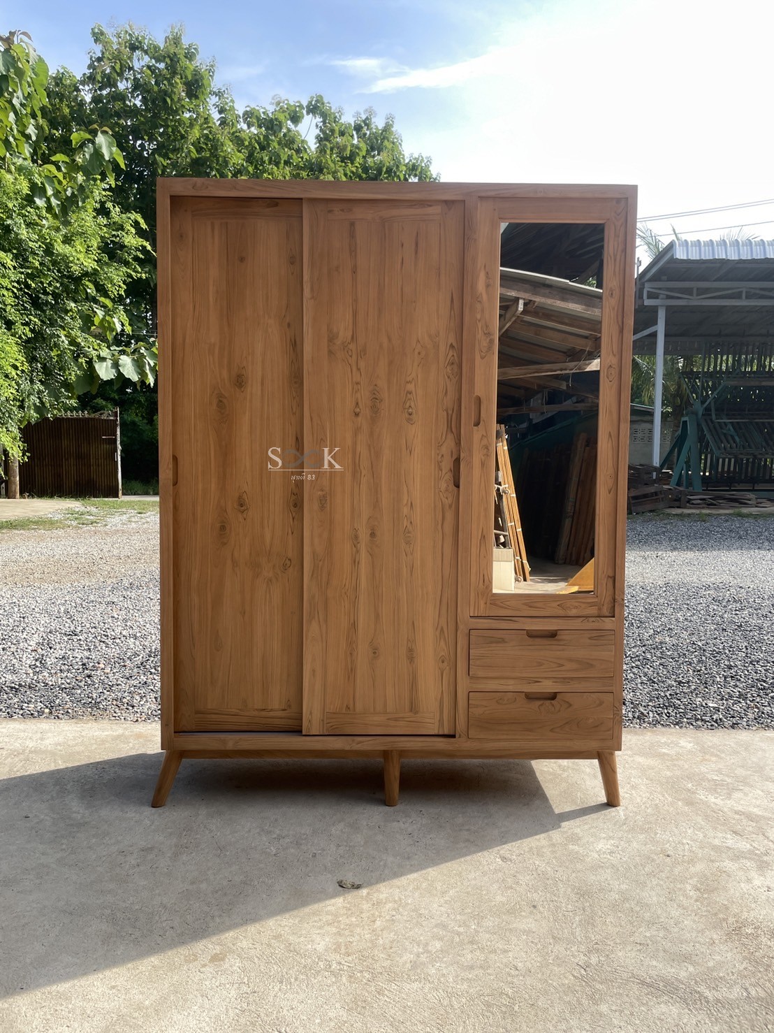 ตู้เสื้อผ้าโมเดิร์น มีชั้นพับผ้า