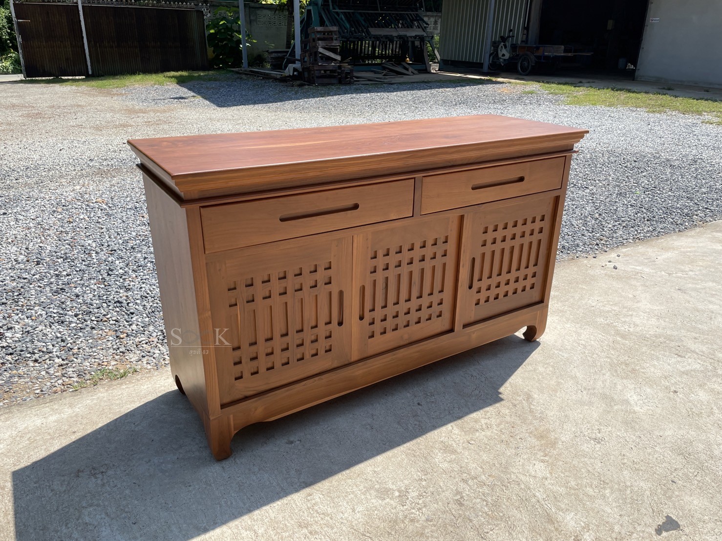 ตู้เก็บของบานบาหลี มีขา