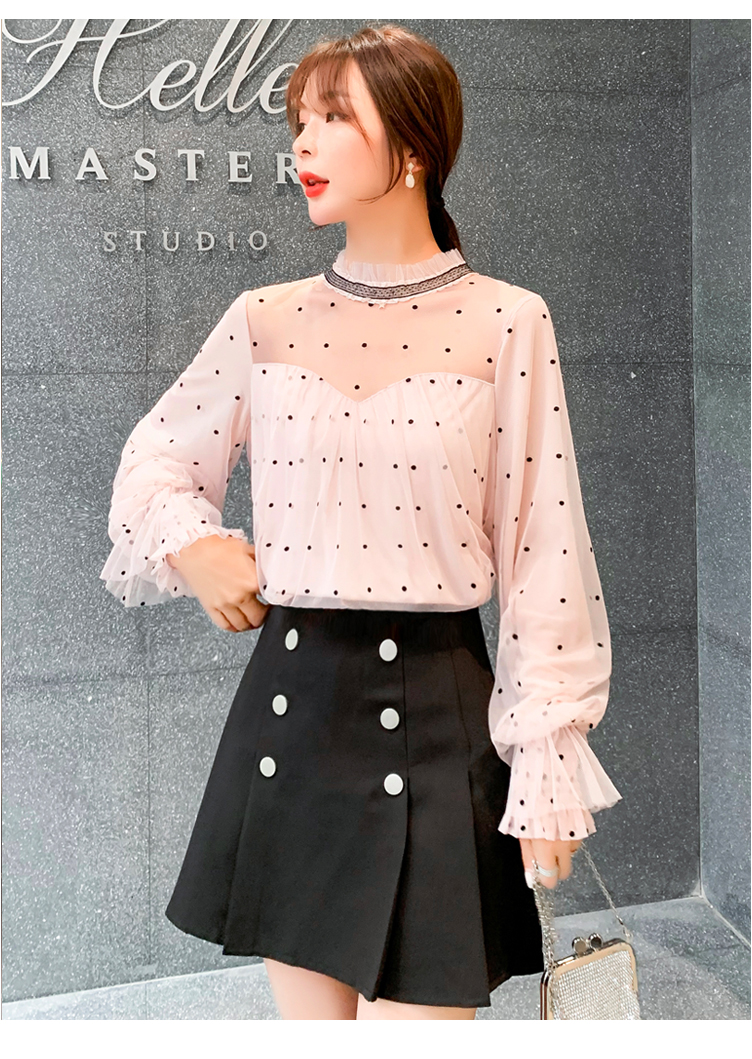 เสื้อสีชมพูอ่อน ลายจุดเล็กๆๆสีดำ เสื้อใส่ทำงานสวยๆๆ ส่งฟรี ems