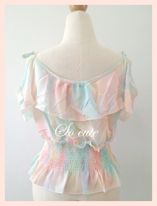 เสื้อผ้าชีฟองเนื้อดี สีลูกกวาด ไหล่สายเดี่ยวแบบผูก ส่งฟรี ems