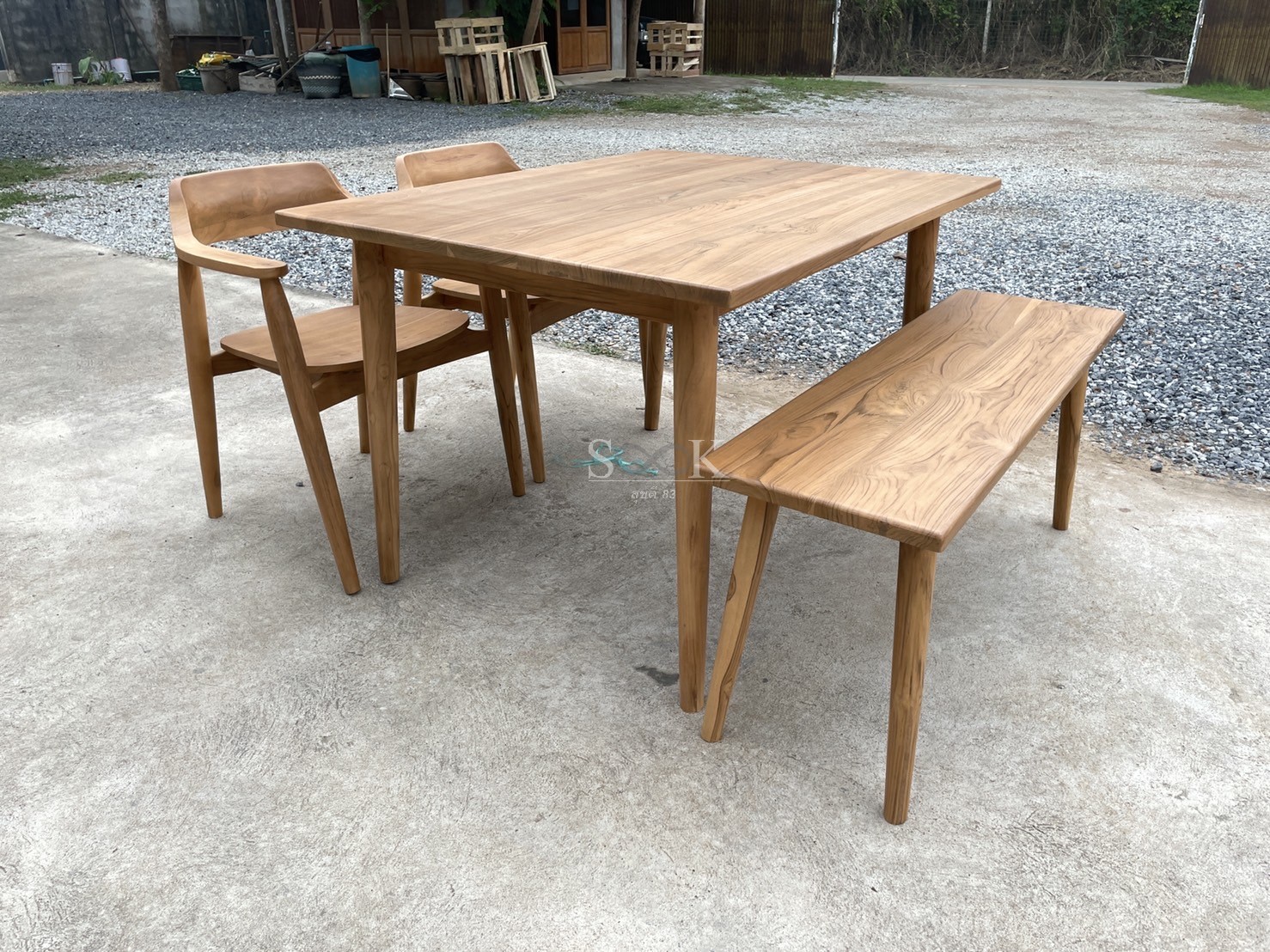 ชุดโต๊ะกินข้าวขาเฉียงมินิมอล 1.20 ม. (สีสัก)