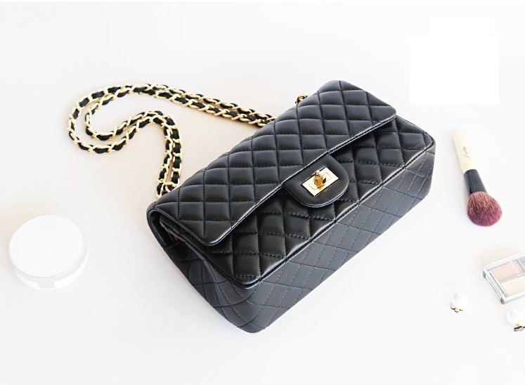 กระเป๋าหนังแกะ C Classic โซ่ทองร้อยหนัง10" (หนังแกะ นำเข้า )