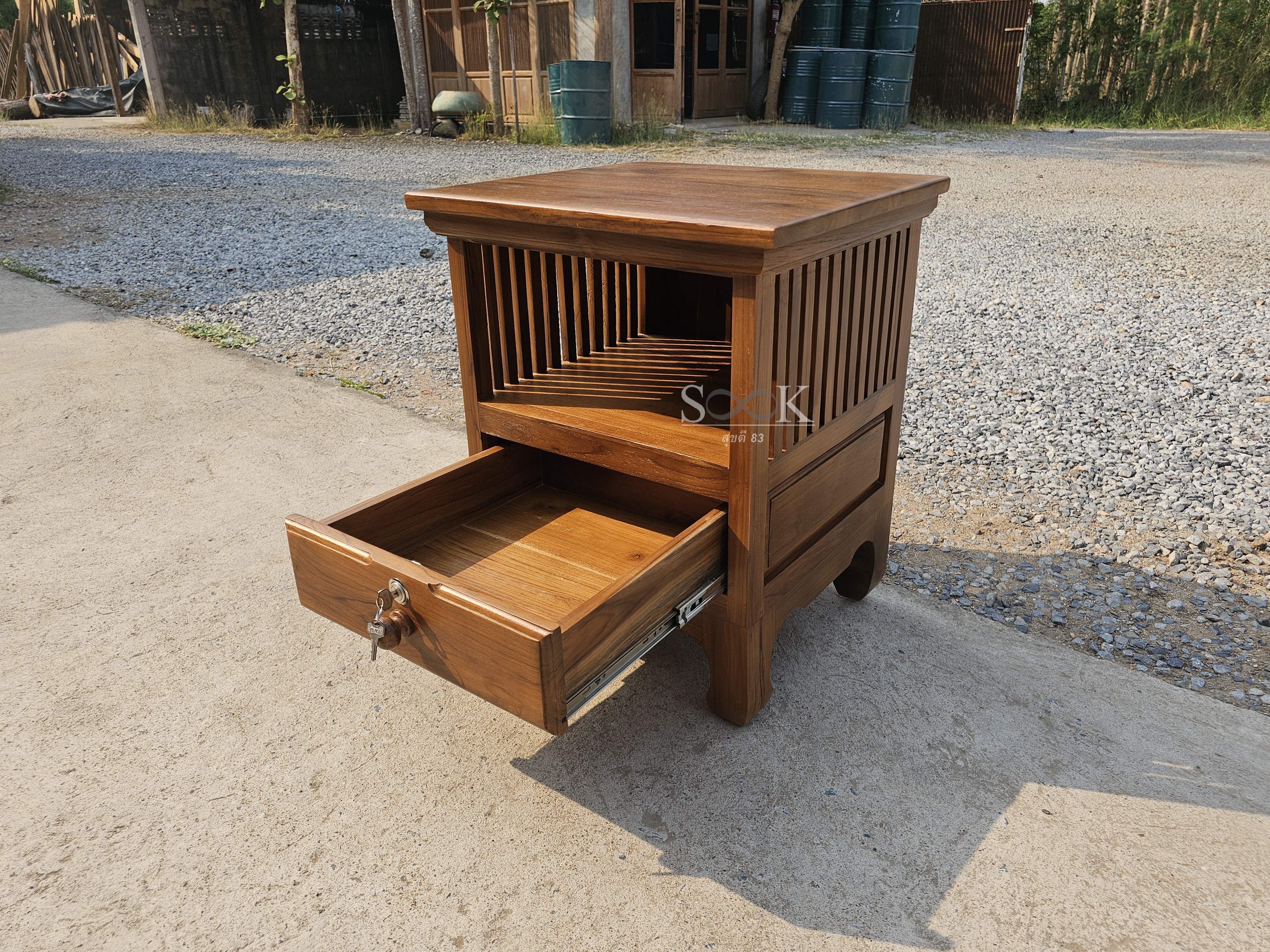 ตู้หัวเตียงข้างซี่ ลิ้นชักล่าง