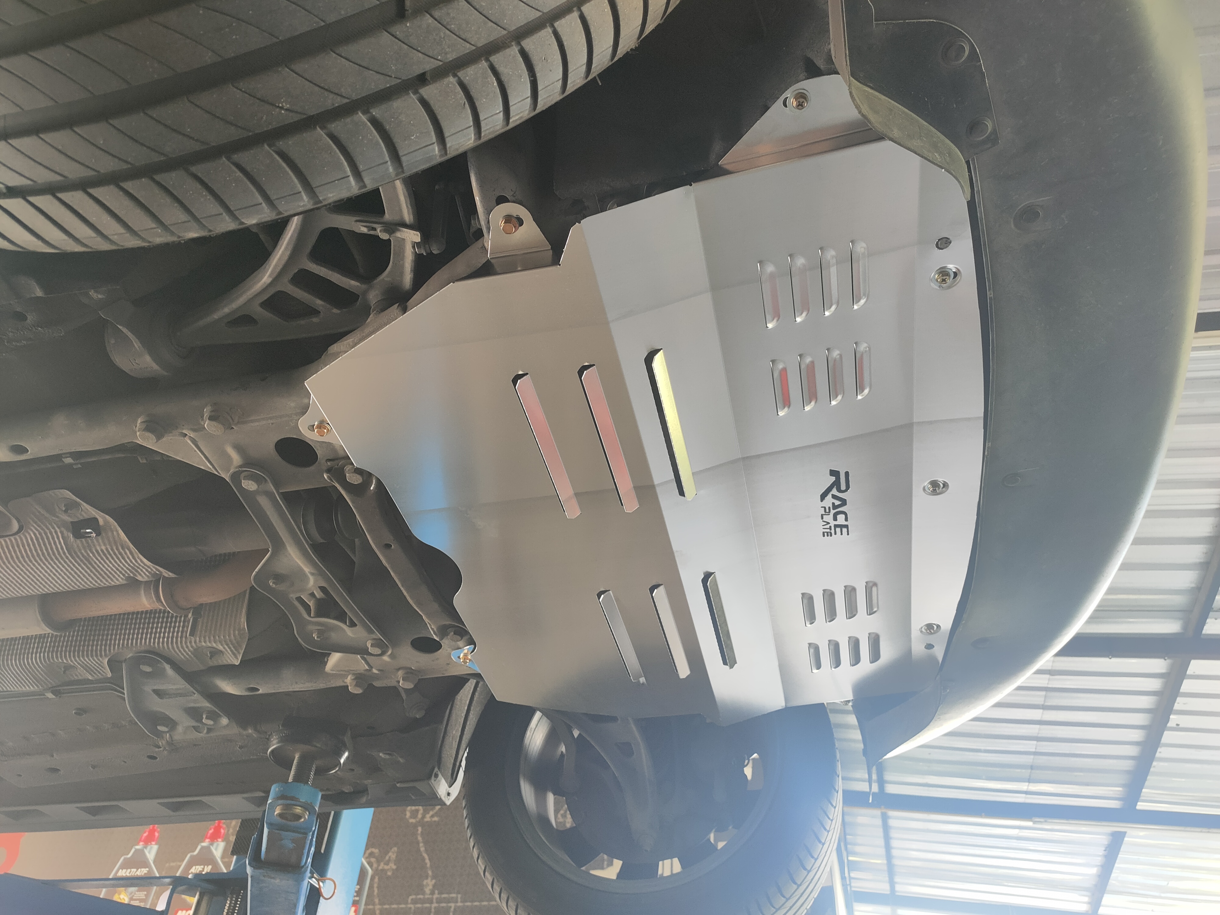 แผ่นปิดใต้ห้องเครื่องอลูมิเนียม minicooper Countryman R60 Raceplate_Undertray