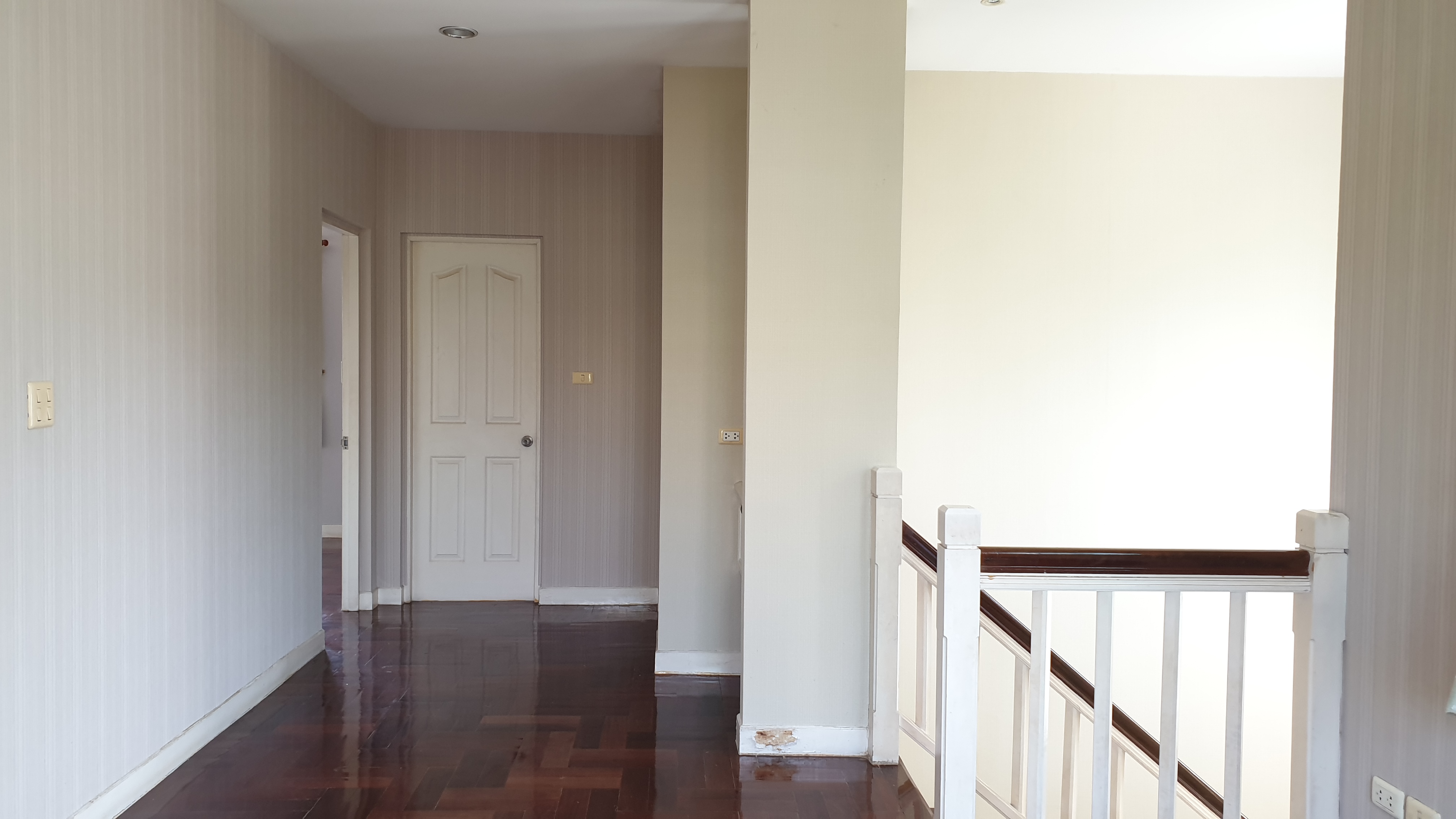 ขายบ้าน ในโครงการ มัณฑนา อ่อนนุช-วงแหวน 2 ชั้น ใน ม.มัณฑนาอ่อนนุช-วงแหวน กาญจนาภิเษก 66.4 ตร.ว. บ้านสภาพดี พร้อมเข้าอยู่ ราคาพิเศษ