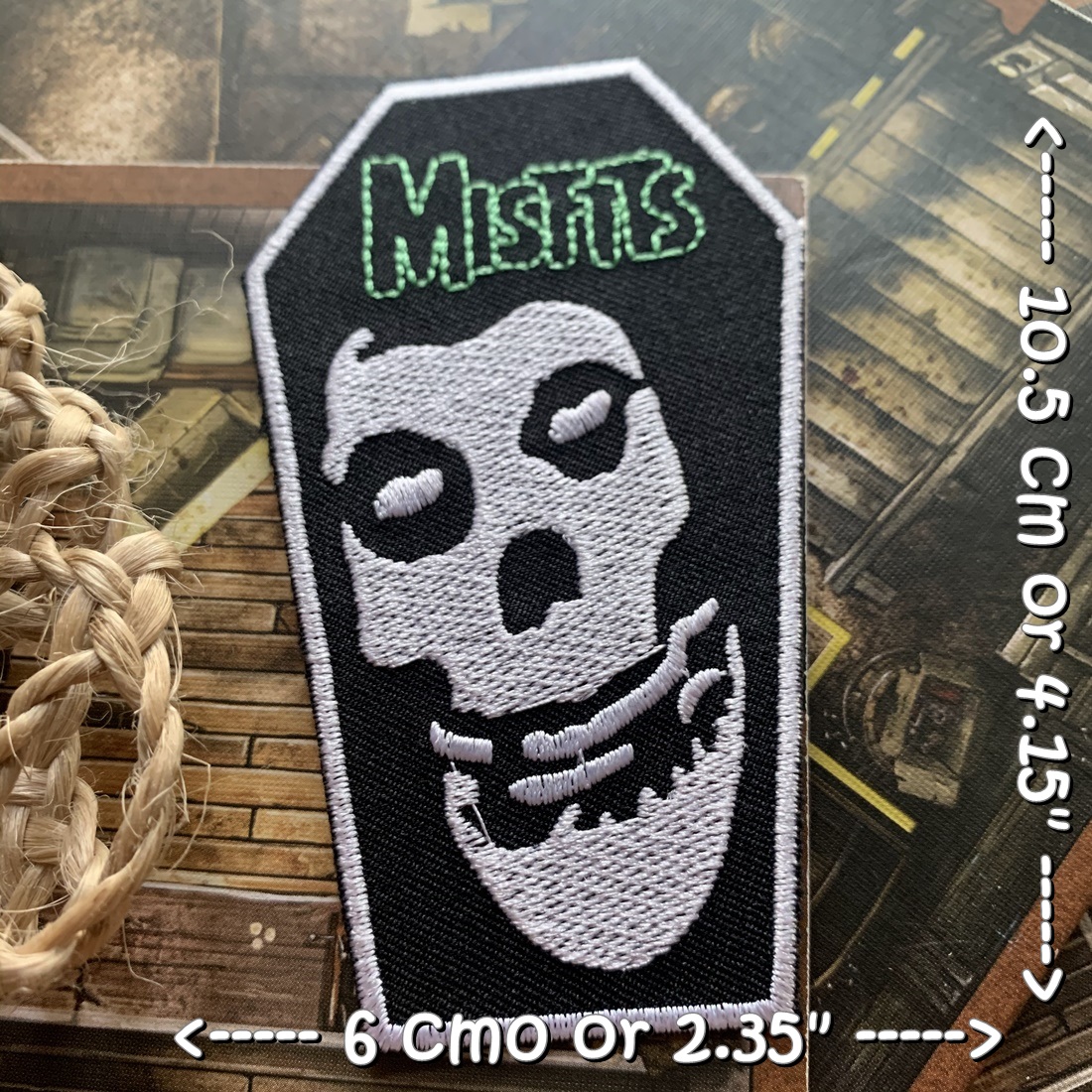 Misfits วงดนตรี ร็อค เฮฟวี่เมทัล พังค์ ตัวรีดแบบปัก อาร์มปัก ตัวรีดติดเสื้อ ตัวรีด ติดกระเป๋า ติดหมวก ติดแจ๊คเก็ต Rock Iron on Embroidered Patch