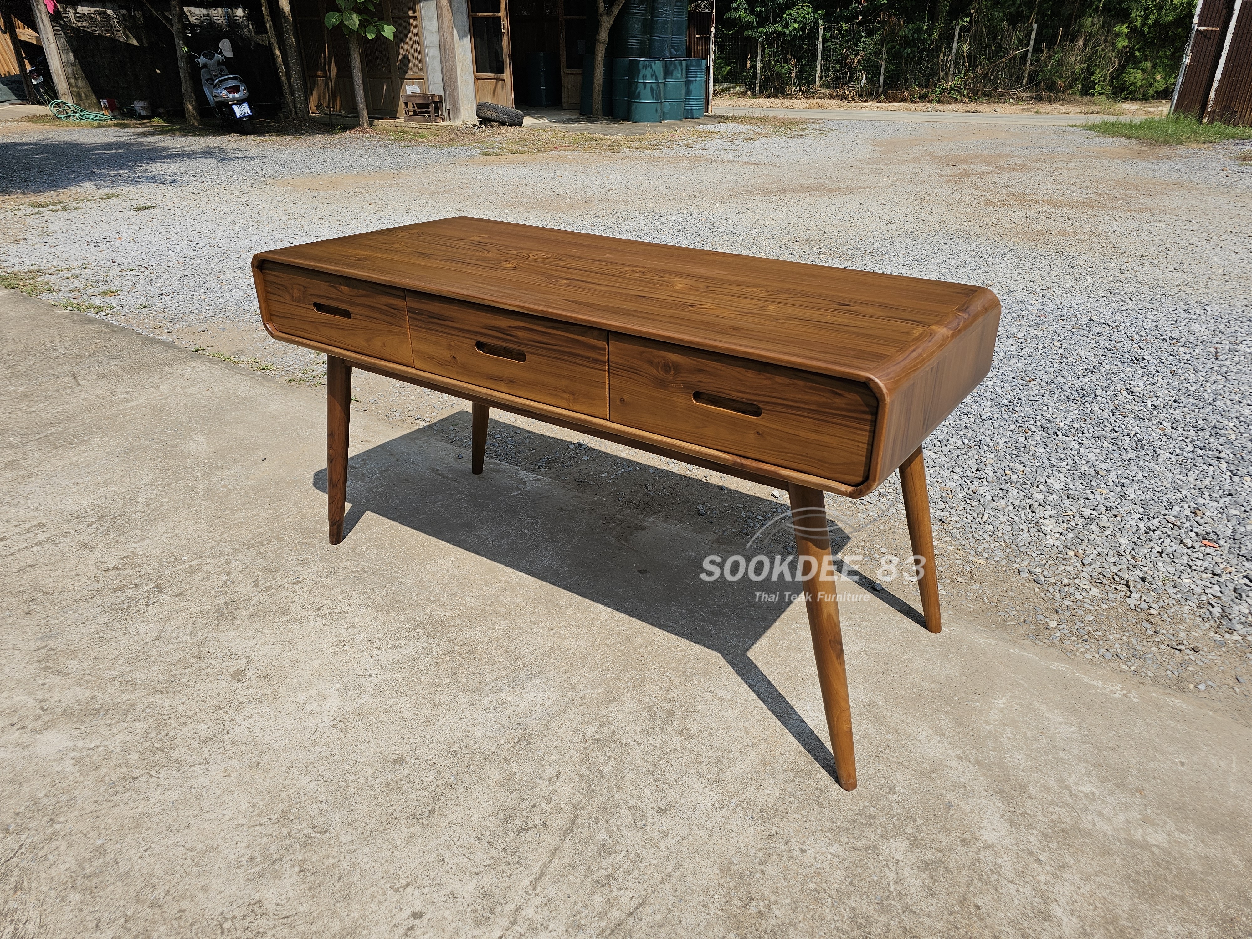 โต๊ะทำงานสไตล์มินิมอล 1.50 ม. 3 ลิ้นชัก