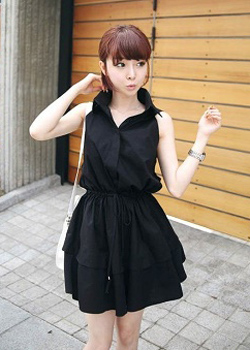 ชุดเดรสผ้าฝ้ายสีดำ แขนกุด ส่งฟรี ems