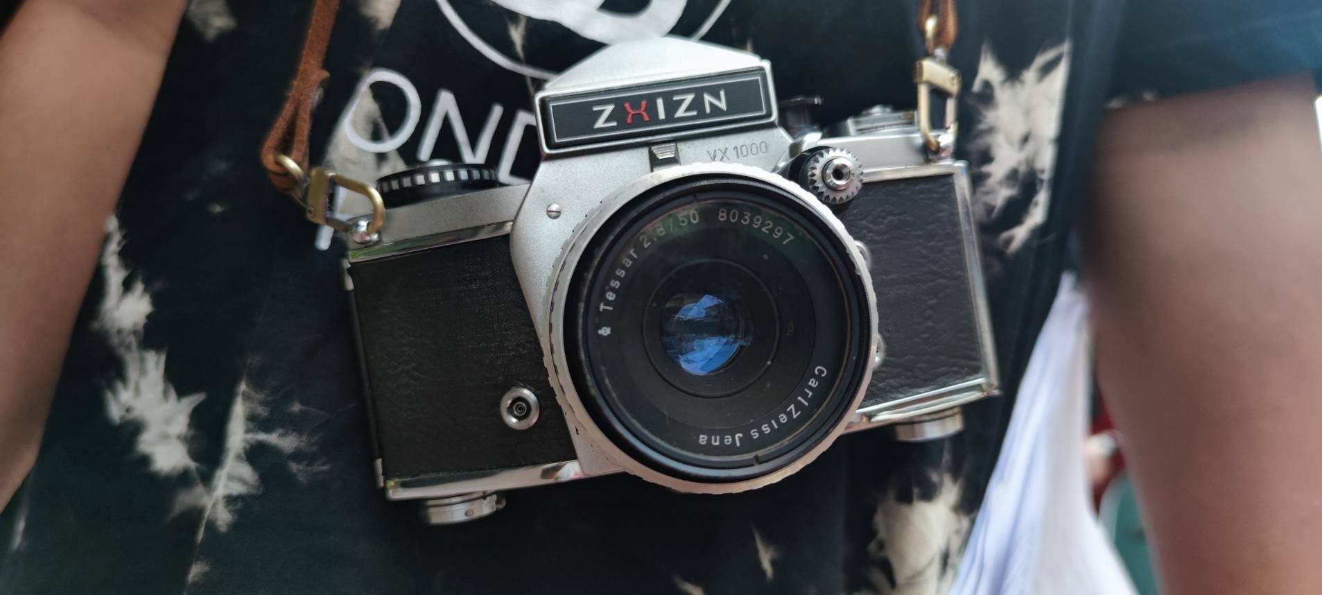 งานสแตนเลส เนมเพลทสกรีน ขนาด 2.8×1 cm ลูกค้านำไปติดกล่องถ่ายรูป สำหรับใช้ประกอบในการถ่ายหนัง