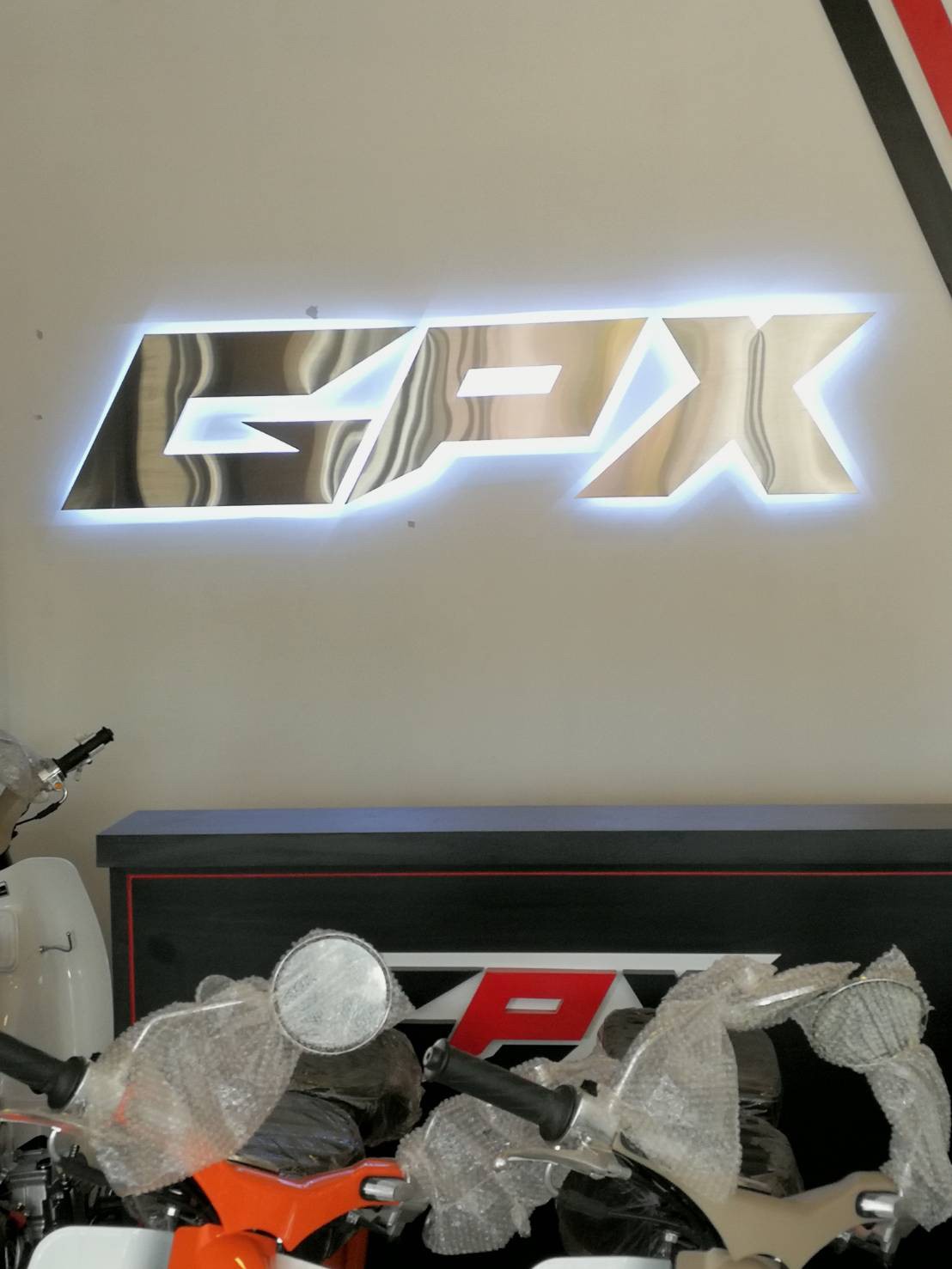 ป้ายไฟออกหลัง