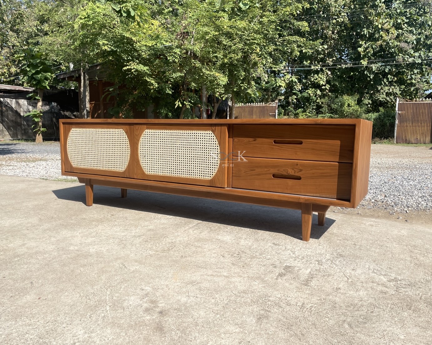 ไซด์บอร์ดบานหวายสไลด์