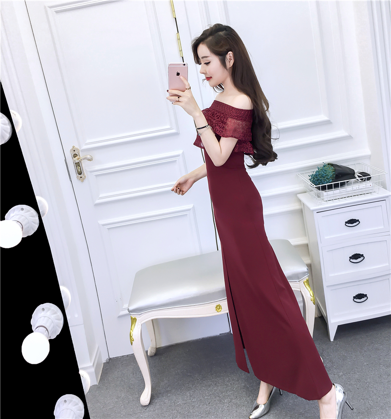 ชุดราตรีสีไวน์แดง ดีไซน์เปิดไหล่ ปิดต้นแขน ส่งฟรี ems