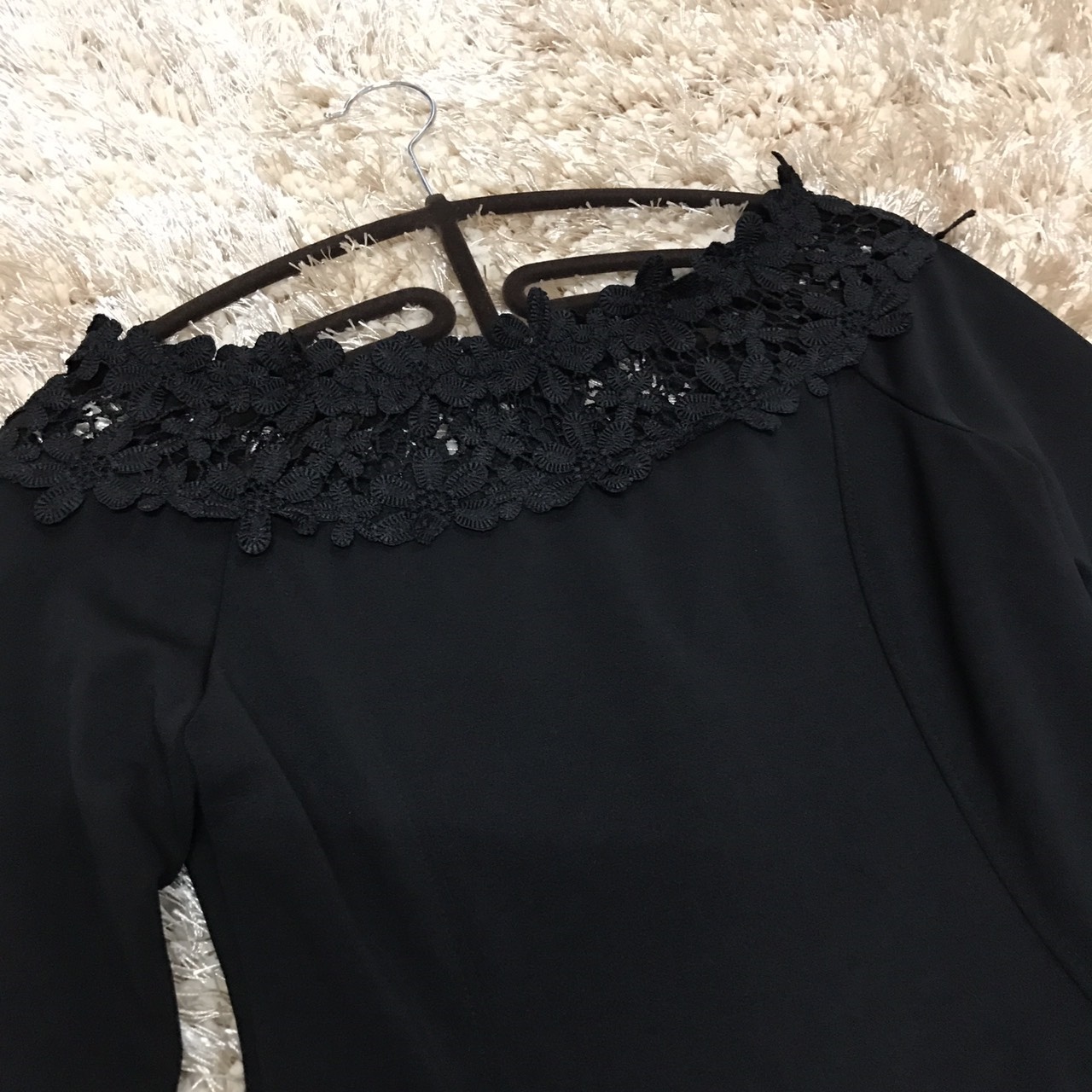 ชุดเดรสสีดำ แขนยาว ส่งฟรี ems