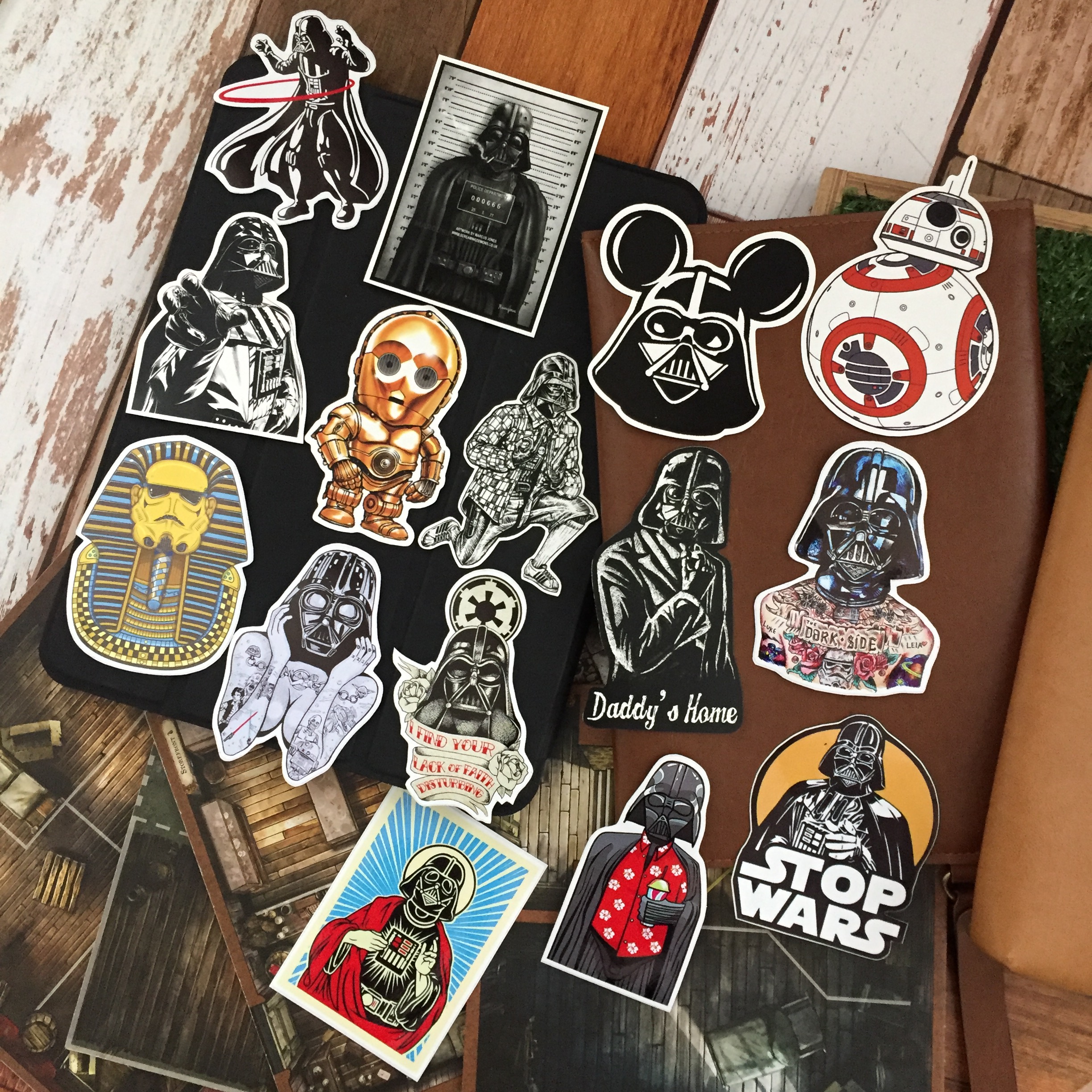 สตาร์วอร์ Starwar สติกเกอร์ เคลือบกันน้ำ ลายแนวๆ ไดคัท ติดกระเป๋าเดินทาง มอเตอร์ไซด์ รถ โน้ตบุ๊ค เคสโทรศัพท์ กระบอกน้ำ Waterproof Decal Sticker