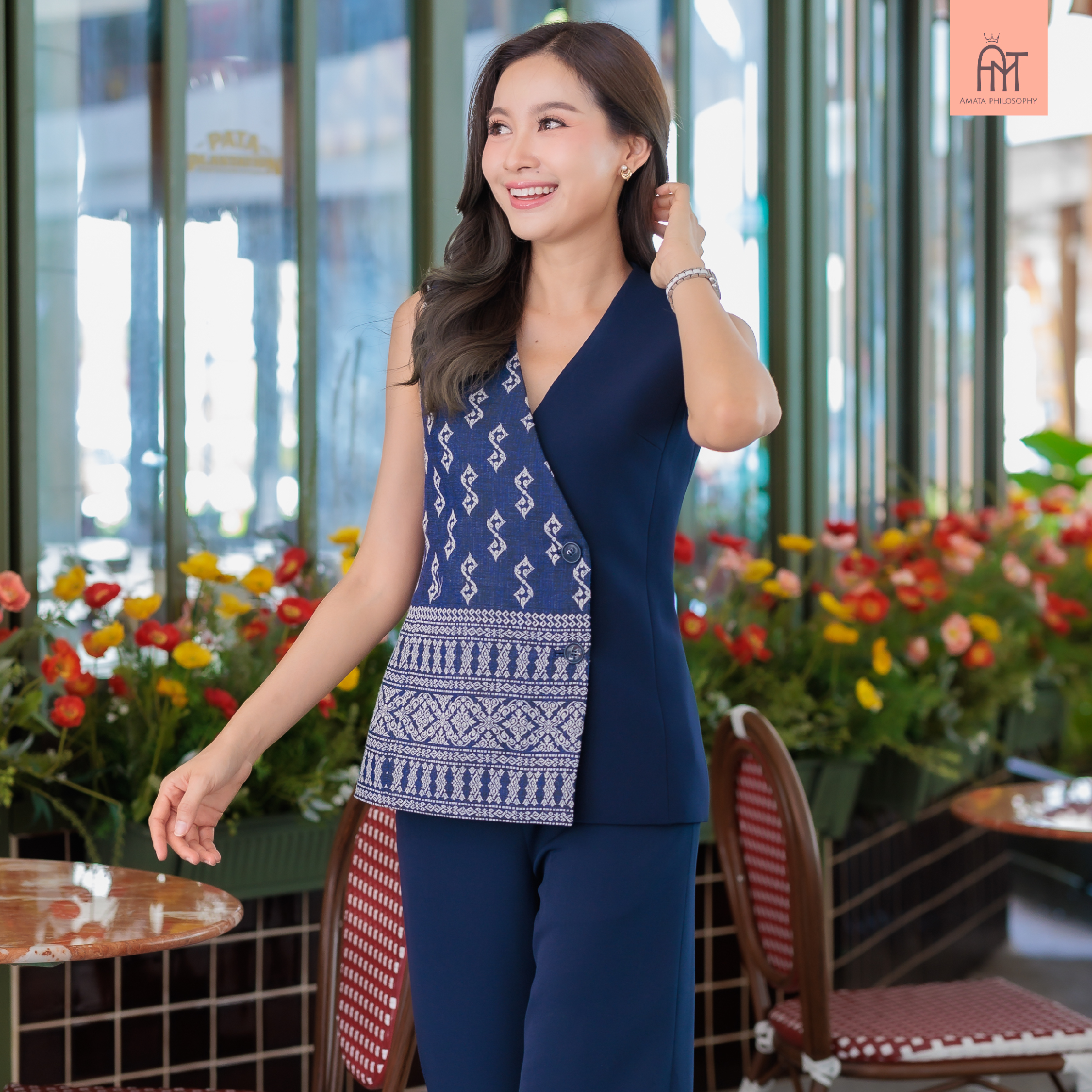 AMATA เบรเซอร์ผ้าไทยลายขอ