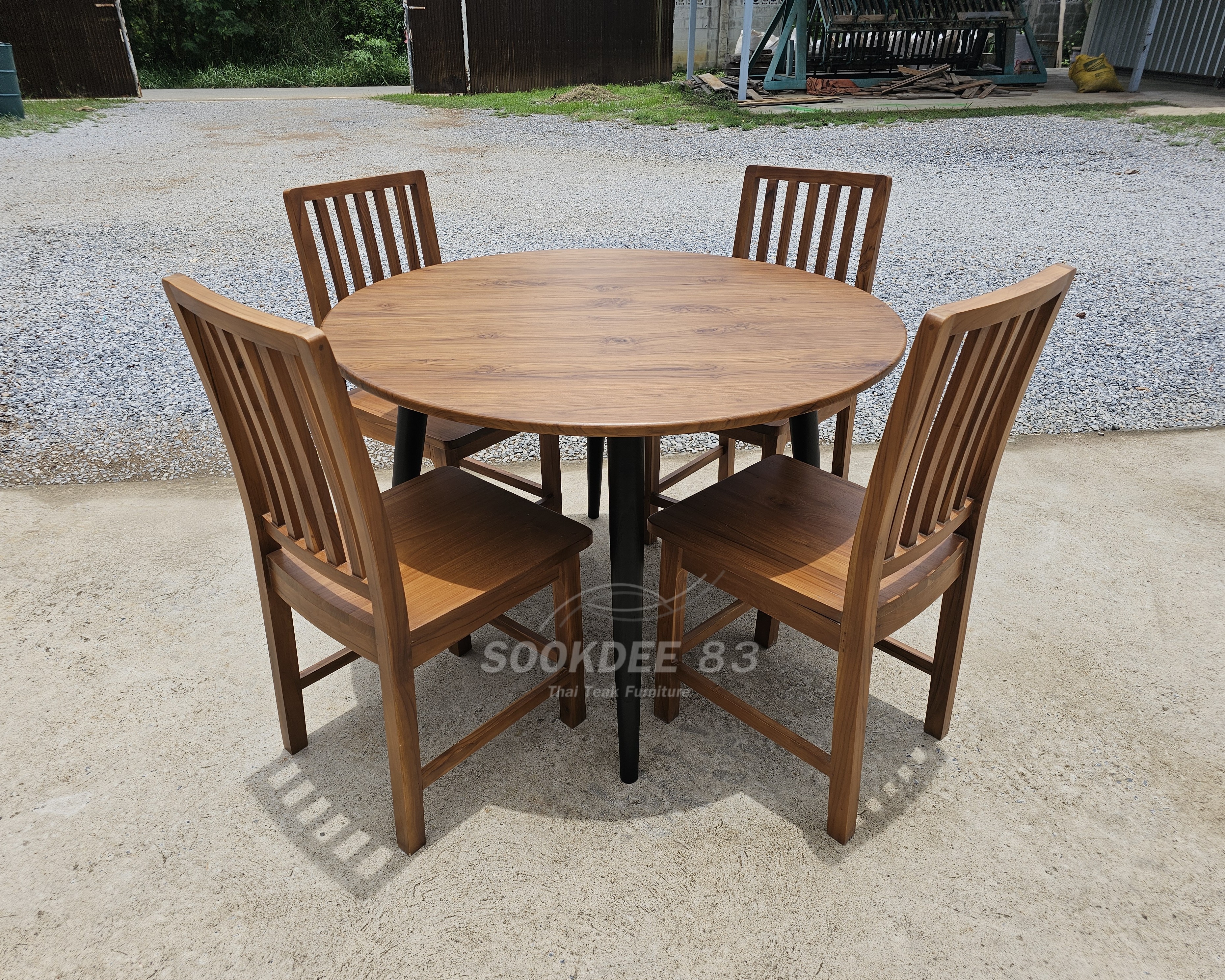 ชุดโต๊ะกลมอะเมซอน 1 ม. เก้าอี้สวีเดน