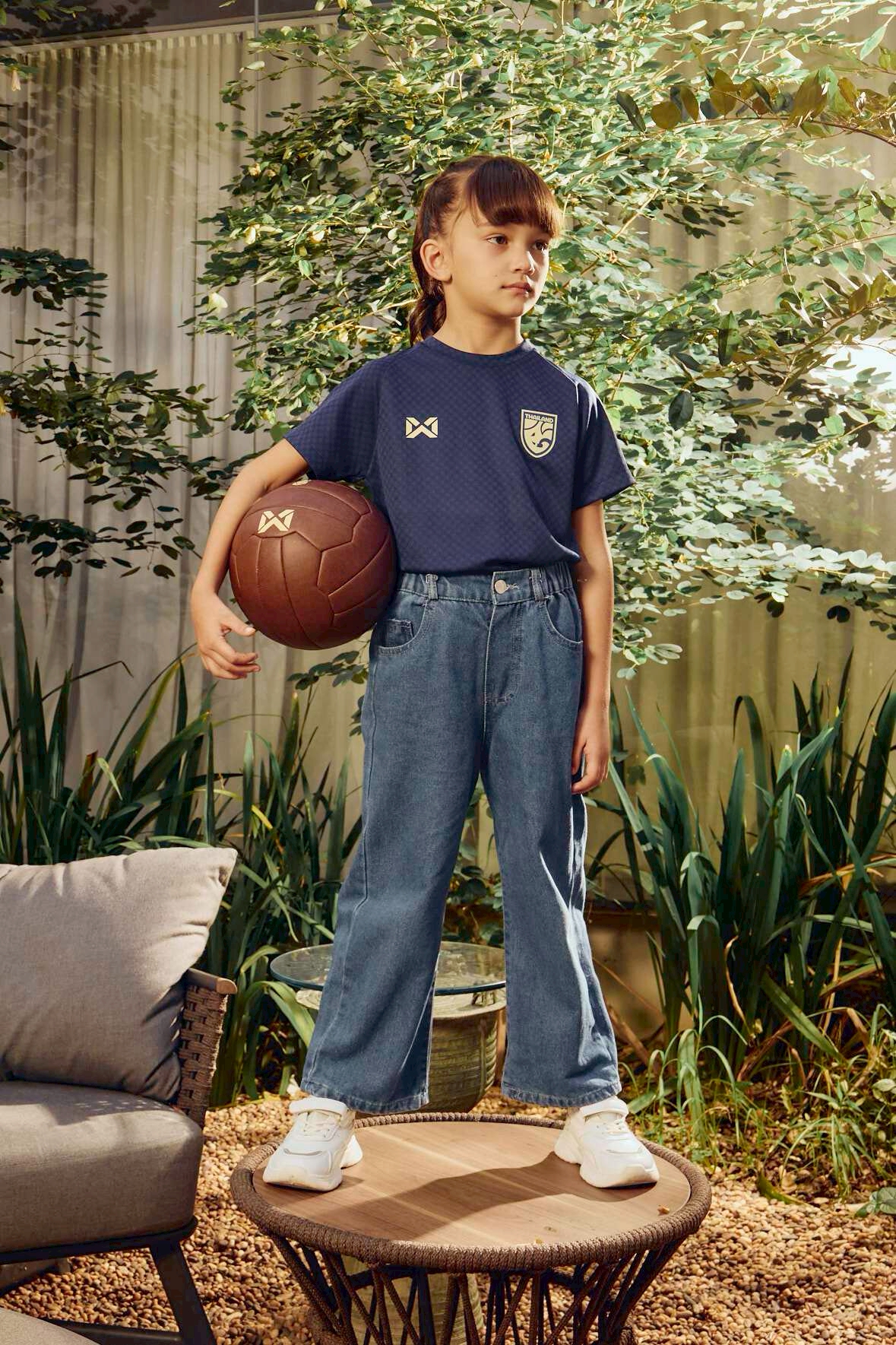 WARRIX ใหม่ล่าสุด!! เสื้อฟุตบอลทีมชาติไทย เสื้อเชียร์คอกลมเด็ก 2025-26 (Kids Version) Thailand National Jersey WA-253FBKTH53