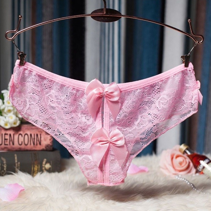 NA063 กางเกงในเซ็กซี่ กางเกงในเอวต่ำเป็นผ้าลูกไม้บางๆเนื้อนิ่ม รุ่นนี้เป็นแบบเปิดเป้าด้านหน้าประดับโบว์สวยๆตามภาพสินค้าจริงเลยค่ะ ***เอวต่ำพอดีหุ่น