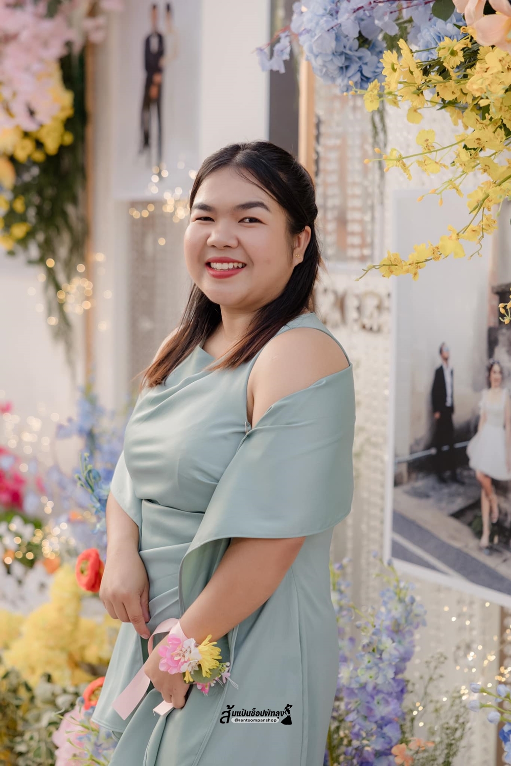 ชุดเพื่อนเจ้าสาว ชุดไปงานแต่งงาน ธีมงานสีเขียวพาสเทล งานแต่งงานธีมสีเขียวพาสเทล