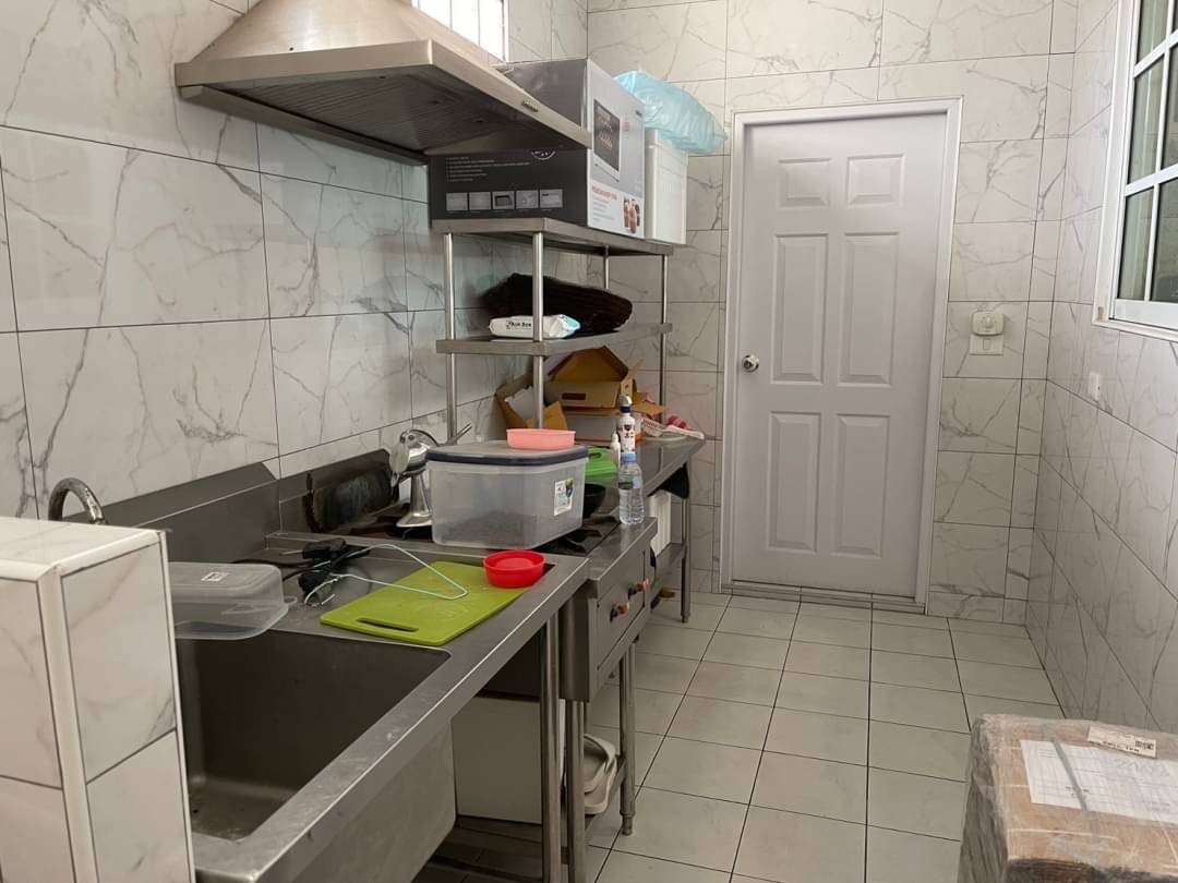 ขาย บ้านเดี่ยว ชั้นเดียวปลูกสร้างเองปาก ซอยแบริ่ง 58 ติดถนนใหญ่