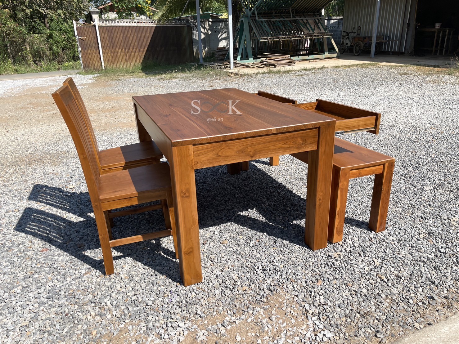 ชุดโต๊ะขาตรงมีลิ้นชักเก้าอี้เจ้าหญิง