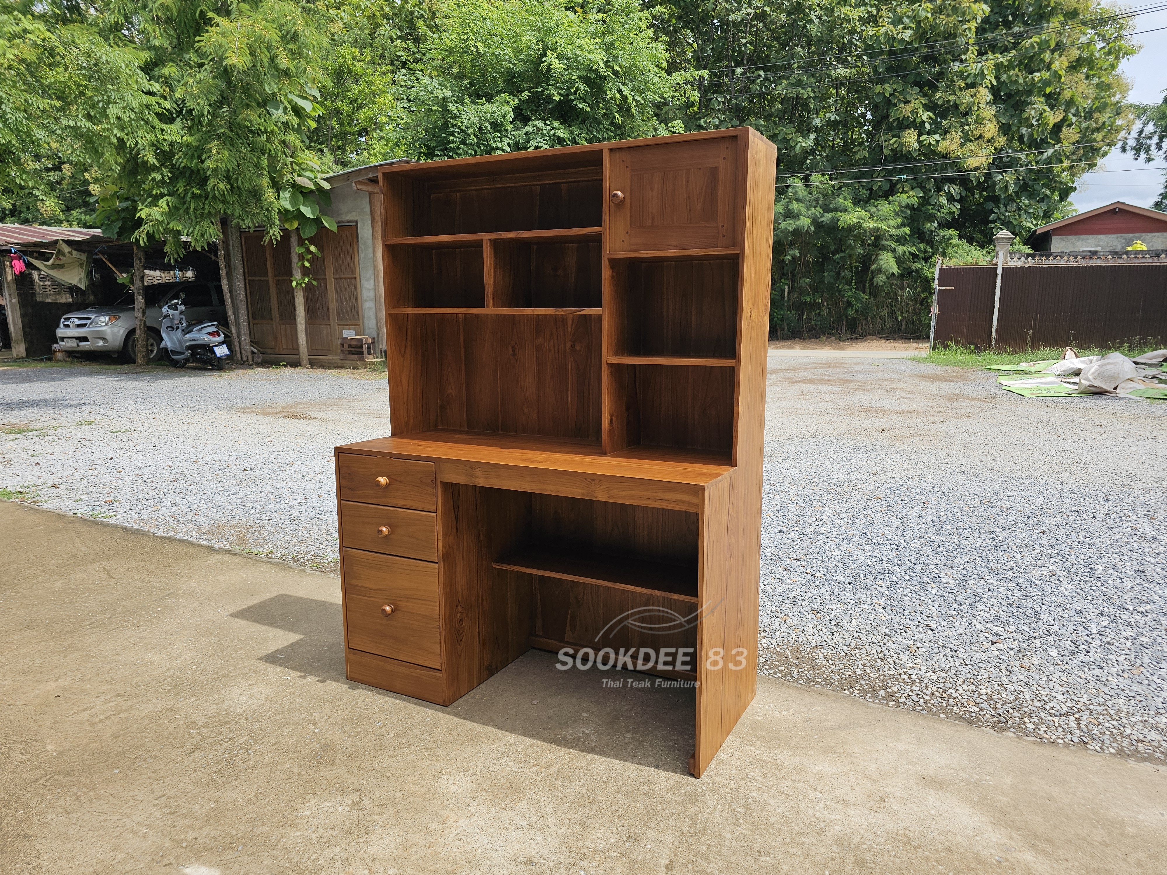 โต๊ะทำงานโนบิตะ ลิ้นชักซ้าย