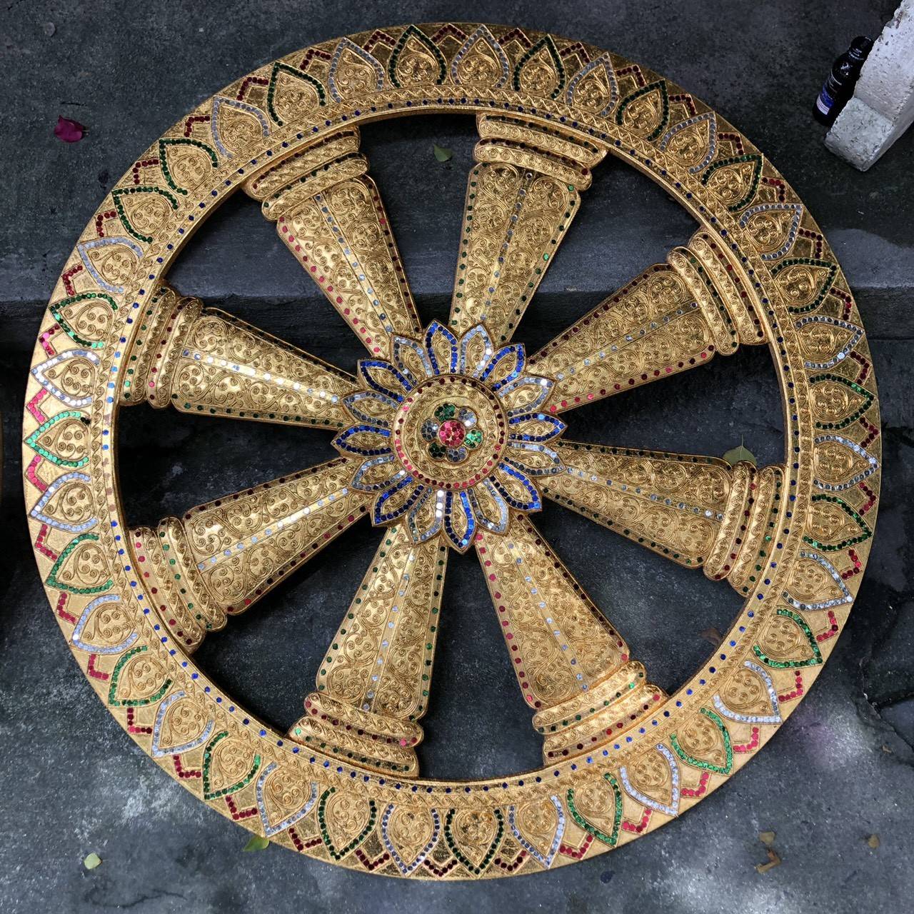 ธรรมจักรลายเถาวัลย์